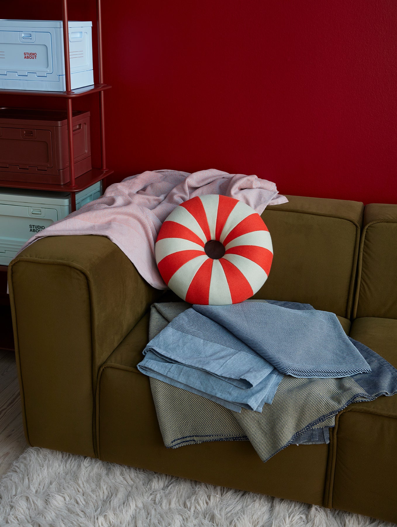 Rundes Kissen "Float" - Red/Mint