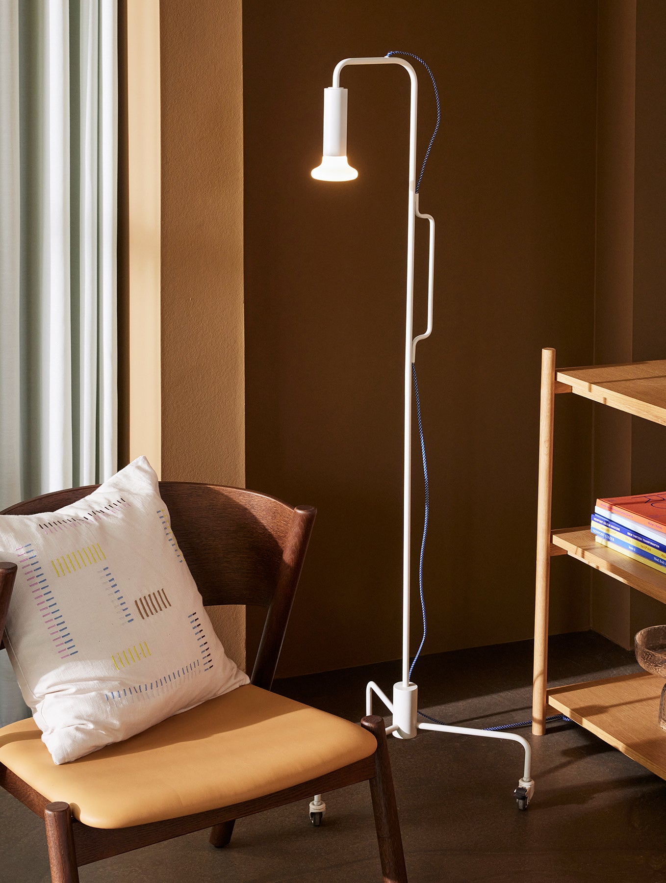 "Ido" Stehlampe - Hellgrau