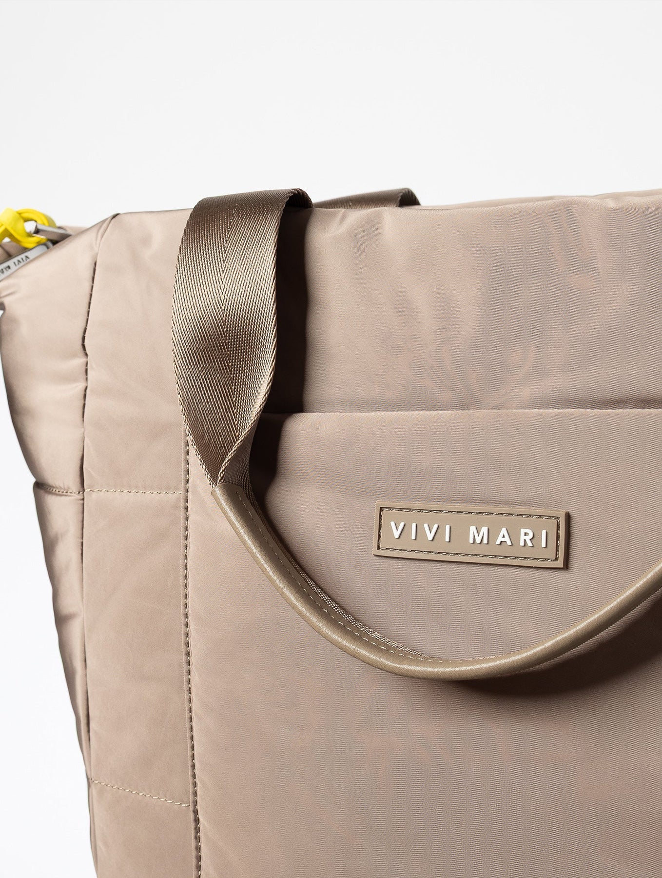 Padded Tote Bag Medium - Dark Mushroom