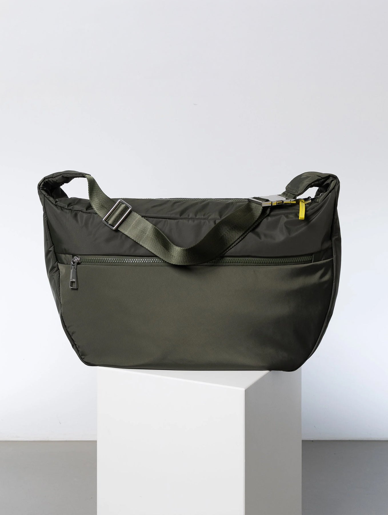 Padded Hip Bag Oversized - Olive
