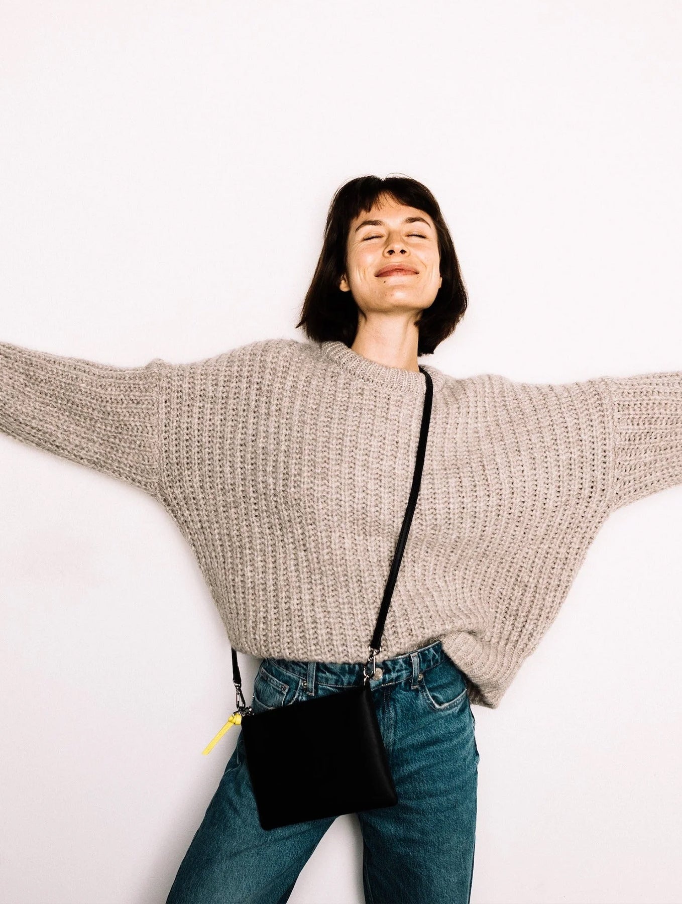 Pouch + Strap Basic Classic Thin - Black