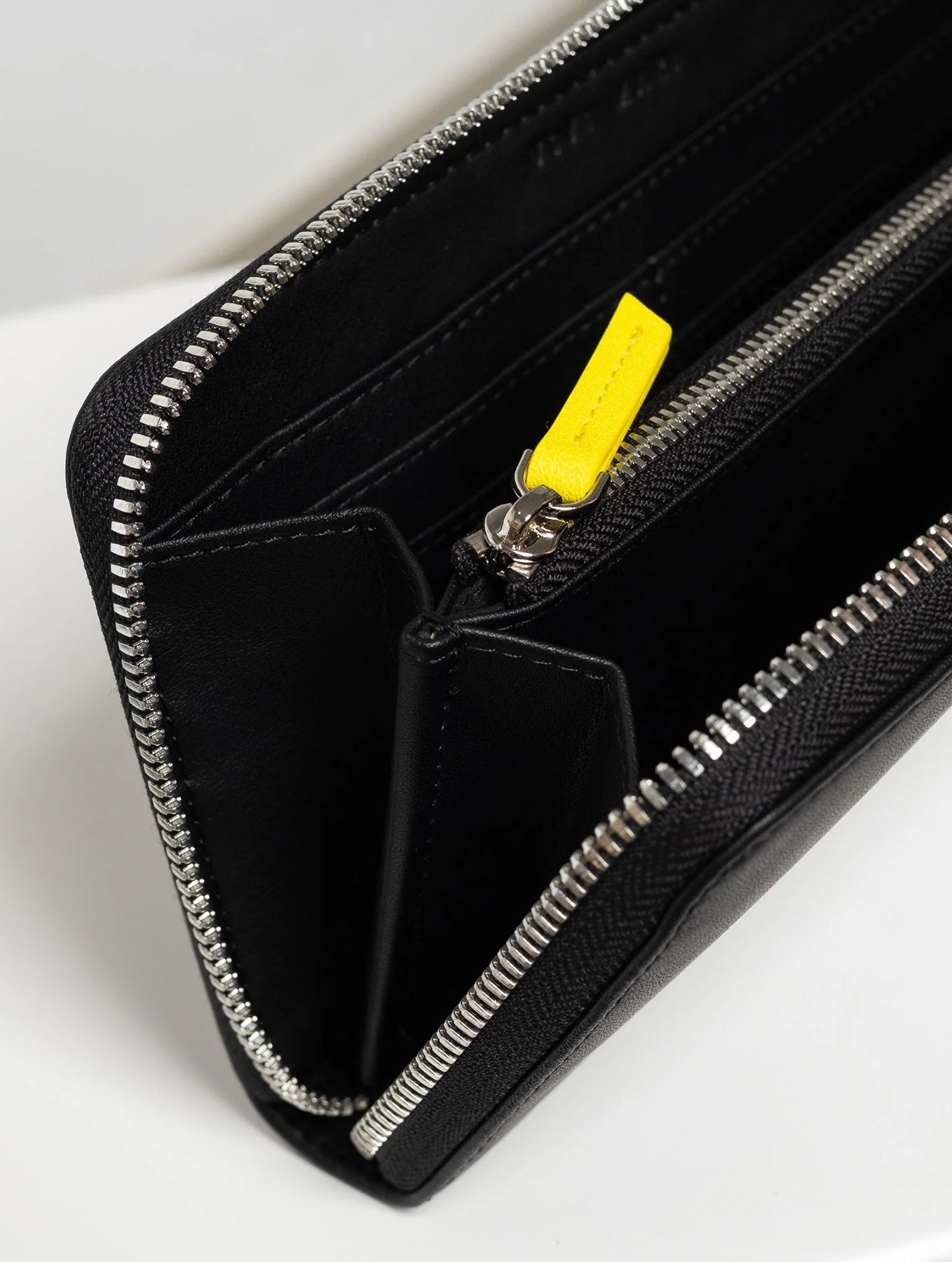 Continental Wallet - Black