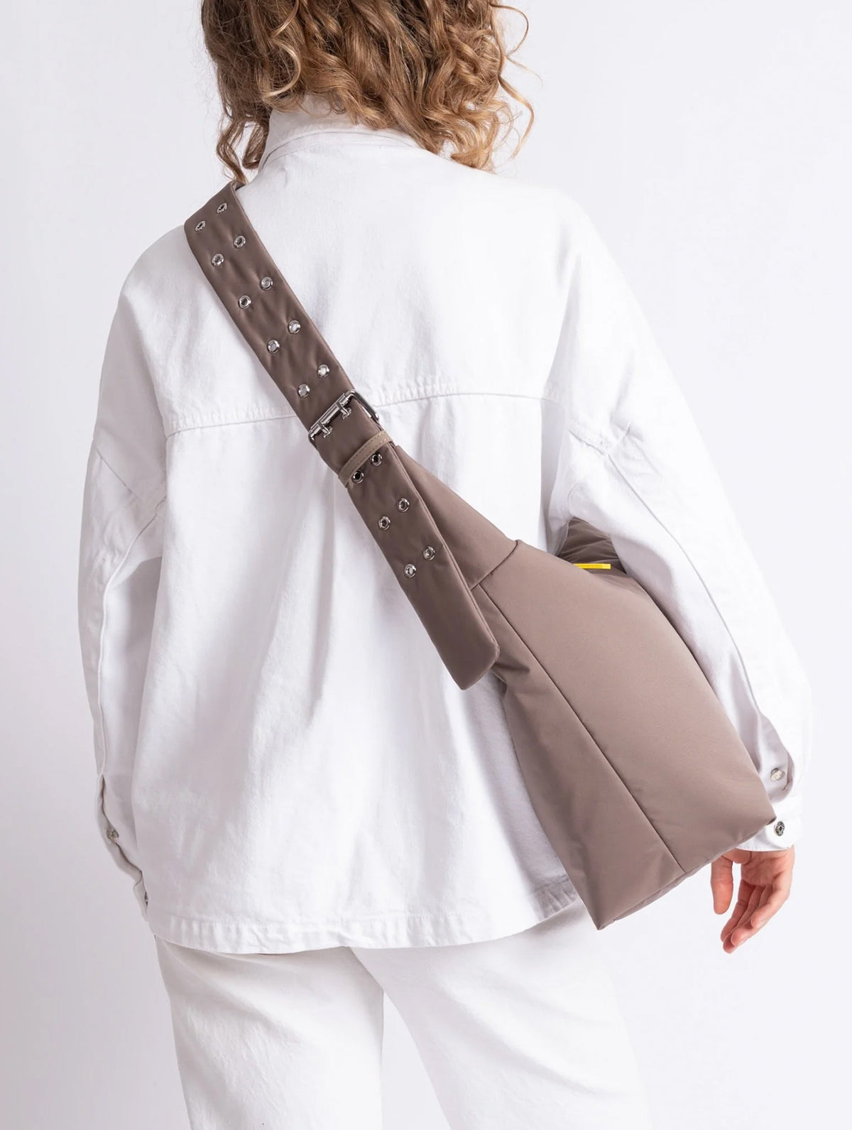 Buckle Bag Medium - Dark Mushroom