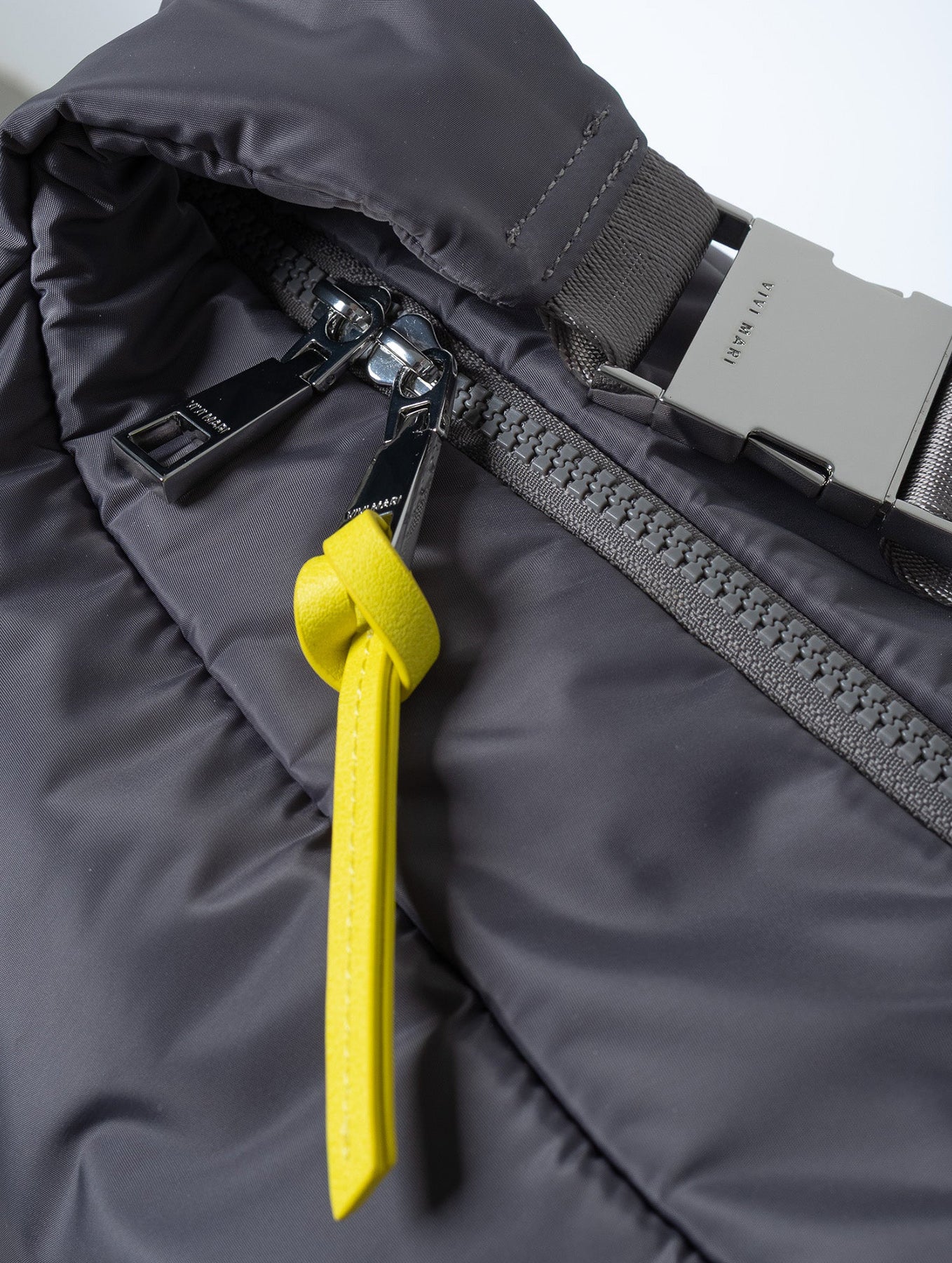 Padded Hip Bag Oversized - Taupe