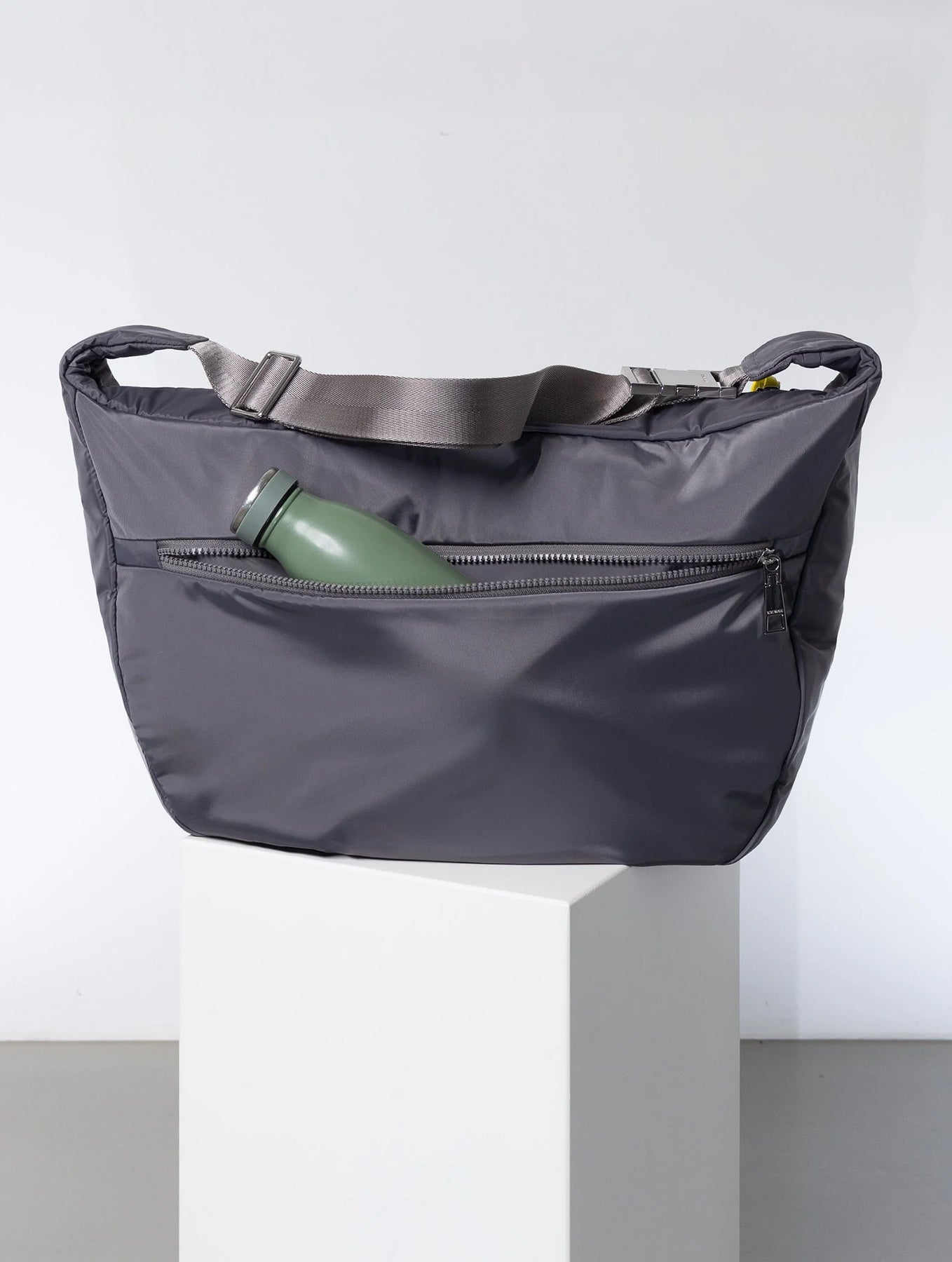 Padded Hip Bag Oversized - Taupe