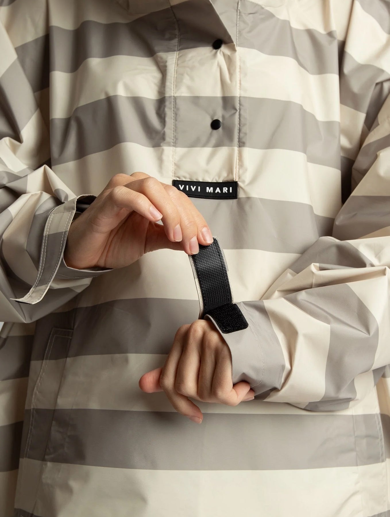 Raincoat Bold Stripes - Mushroom/Sand