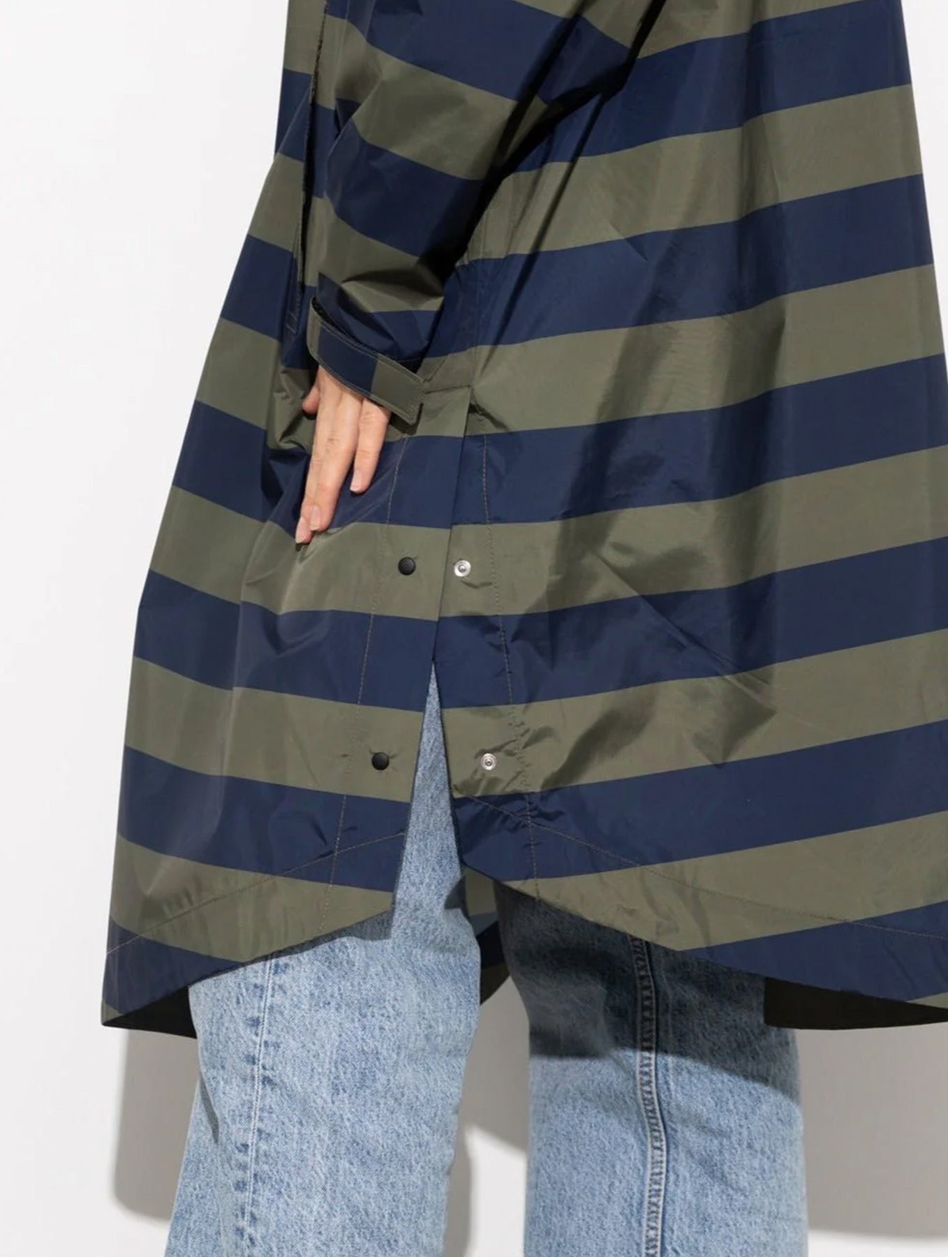 Raincoat Bold Stripes - Navy/Olive