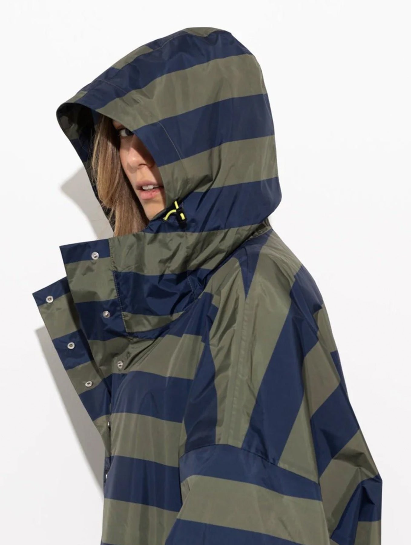 Raincoat Bold Stripes - Navy/Olive