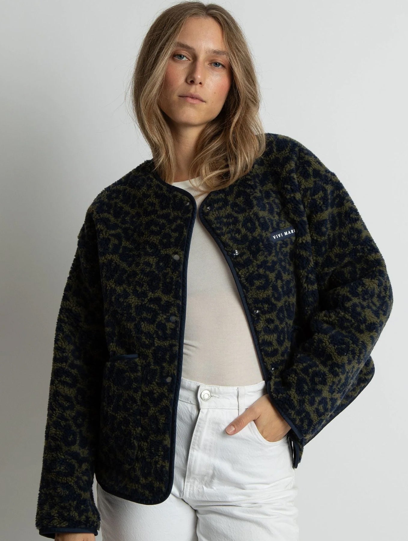 Teddy Fleece Jacket - Leo Splashes Navy/Olive