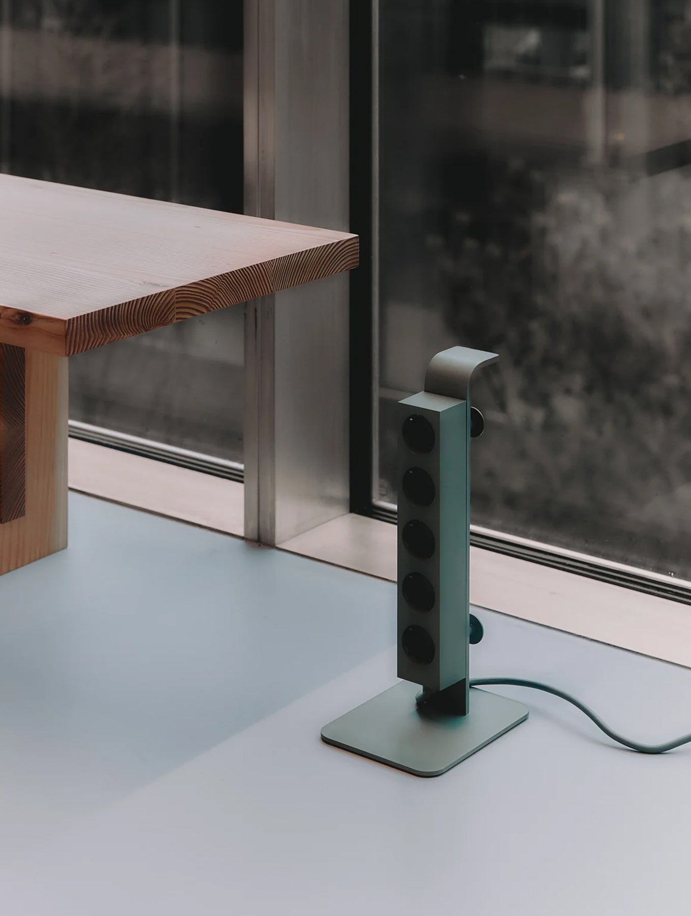 Aufsteller "Power Tower"