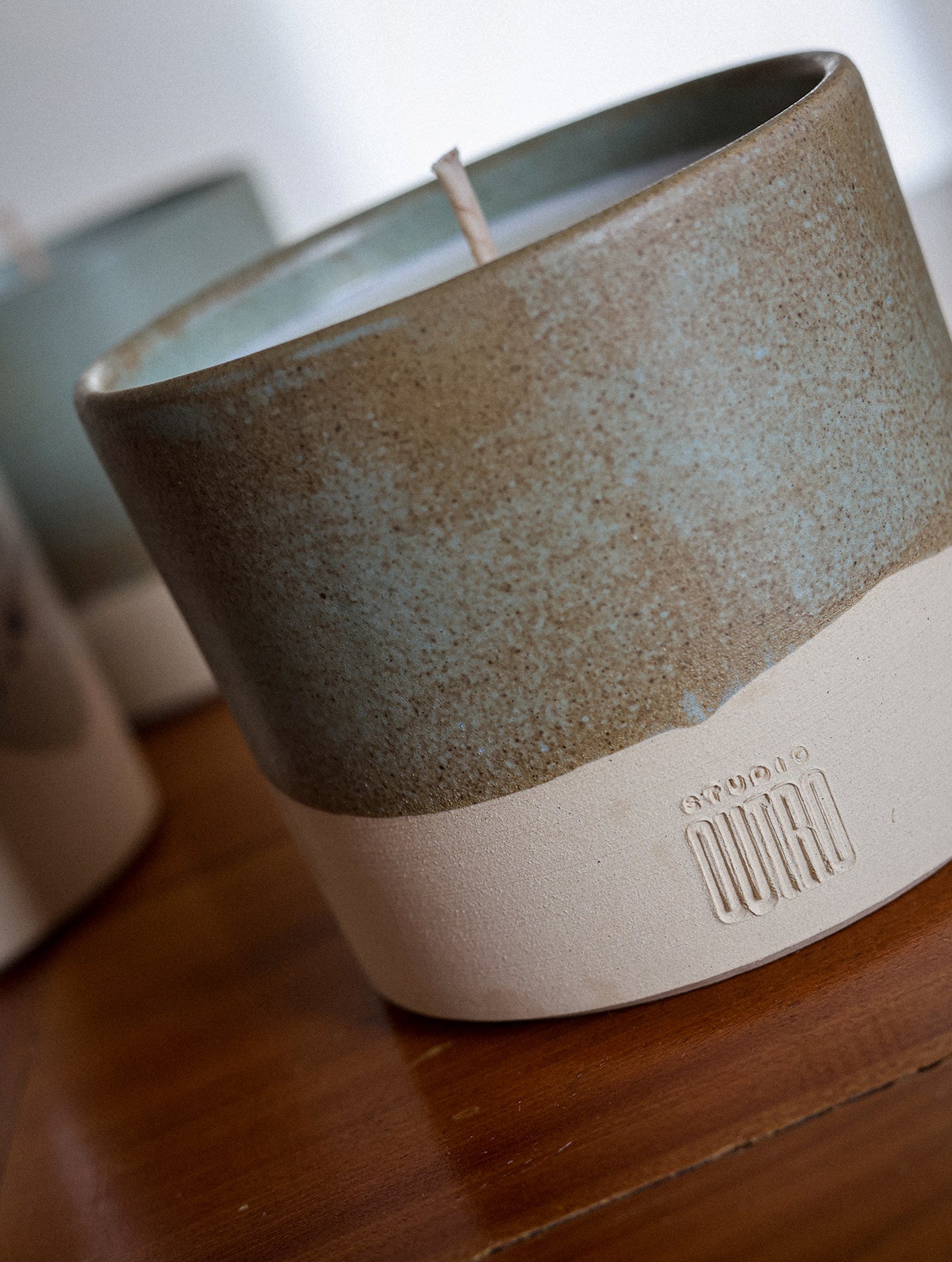 Sojawachskerze in Keramik "Calma"