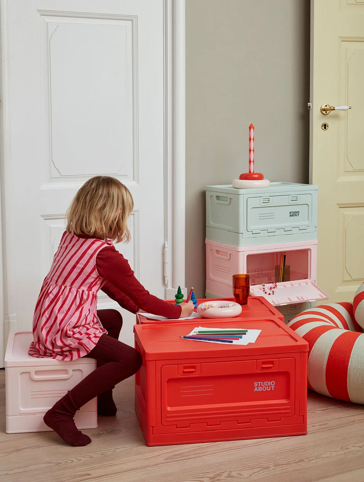 Gemusterte Kerzen - Hellblau/Rot- 4er-Set