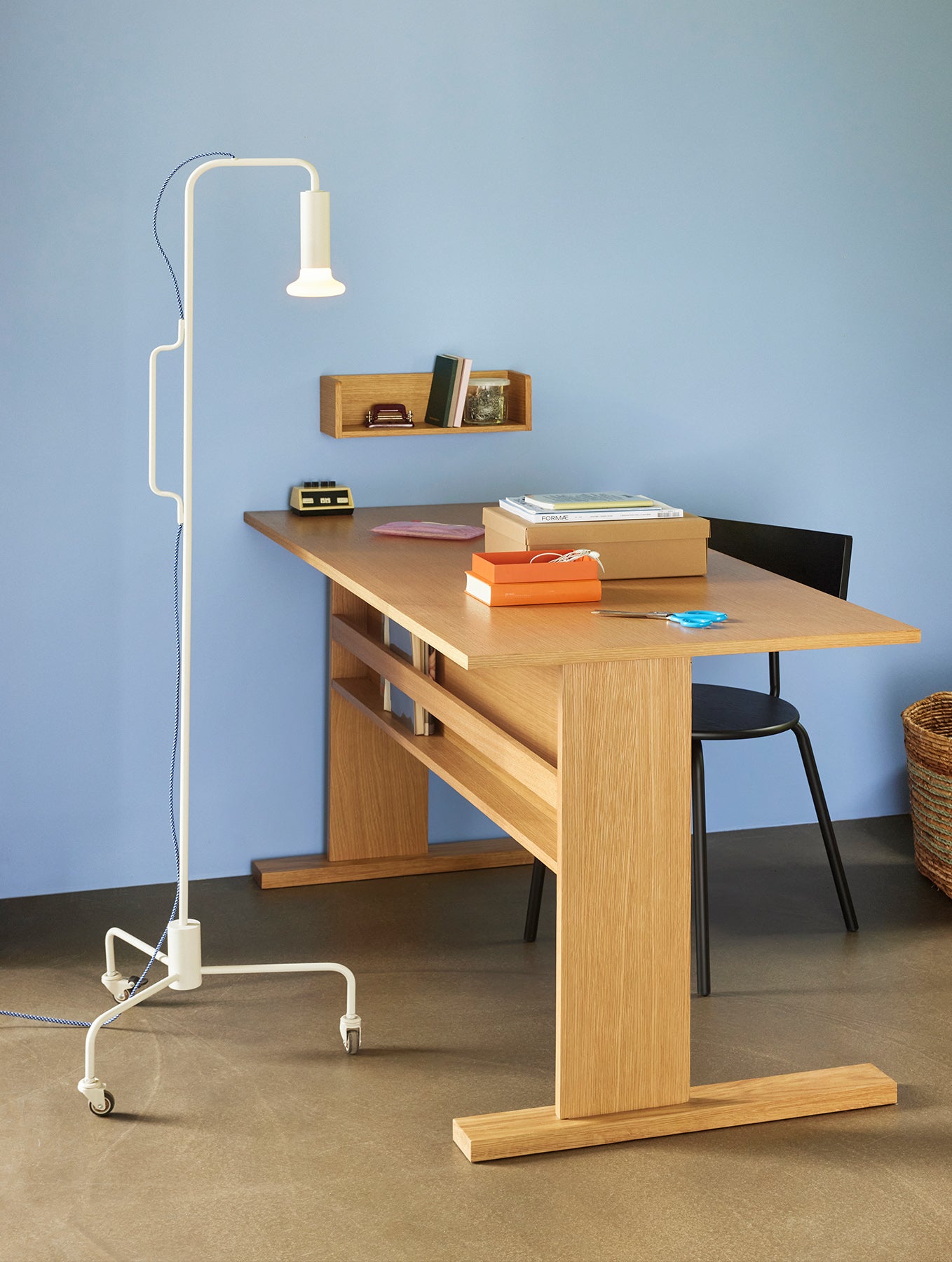 "Ido" Stehlampe - Hellgrau