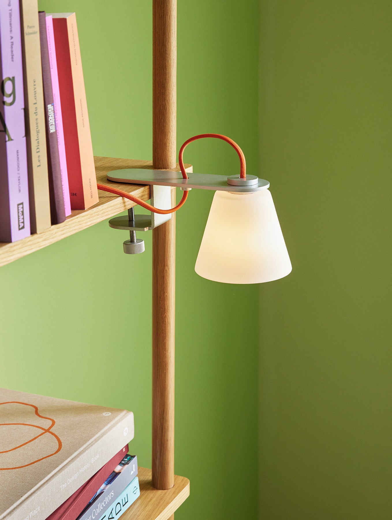 "Lure" Wandleuchte - Metallic-Silver