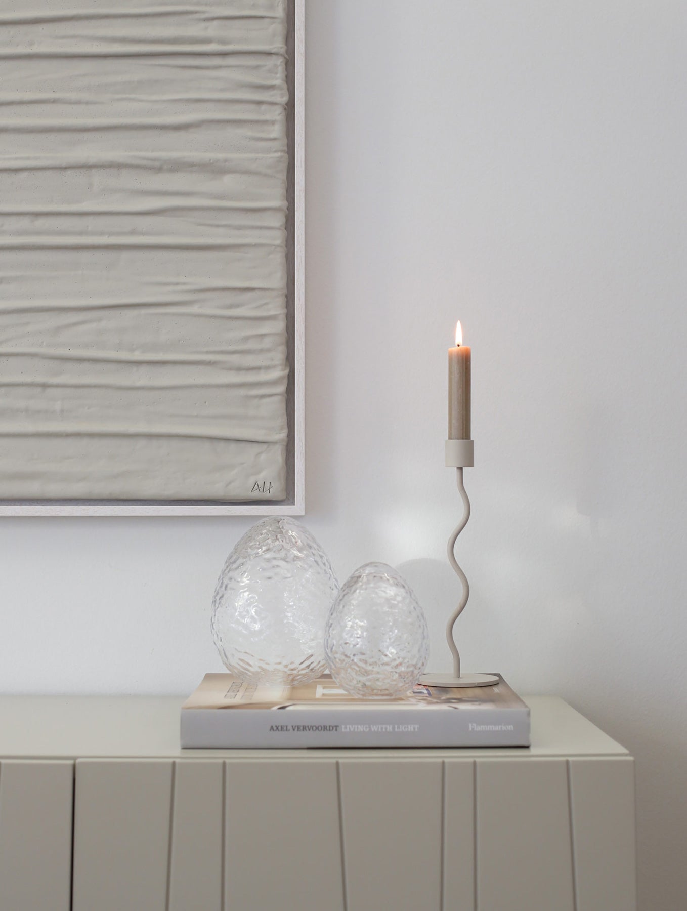 "Gry" Standing Egg - Clear