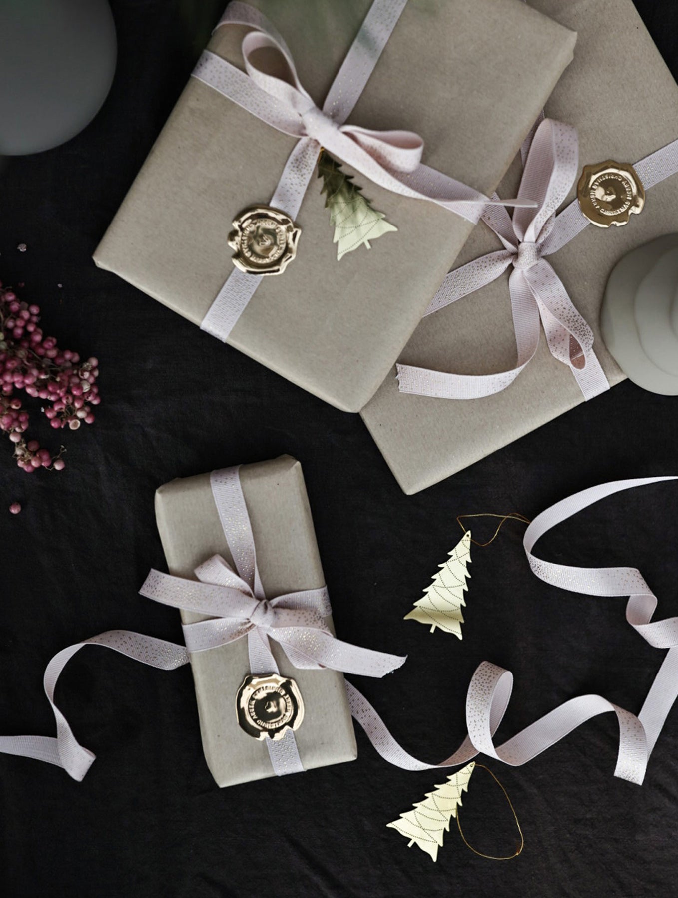 Weihnachtsanhänger aus Messing - 4er-Set