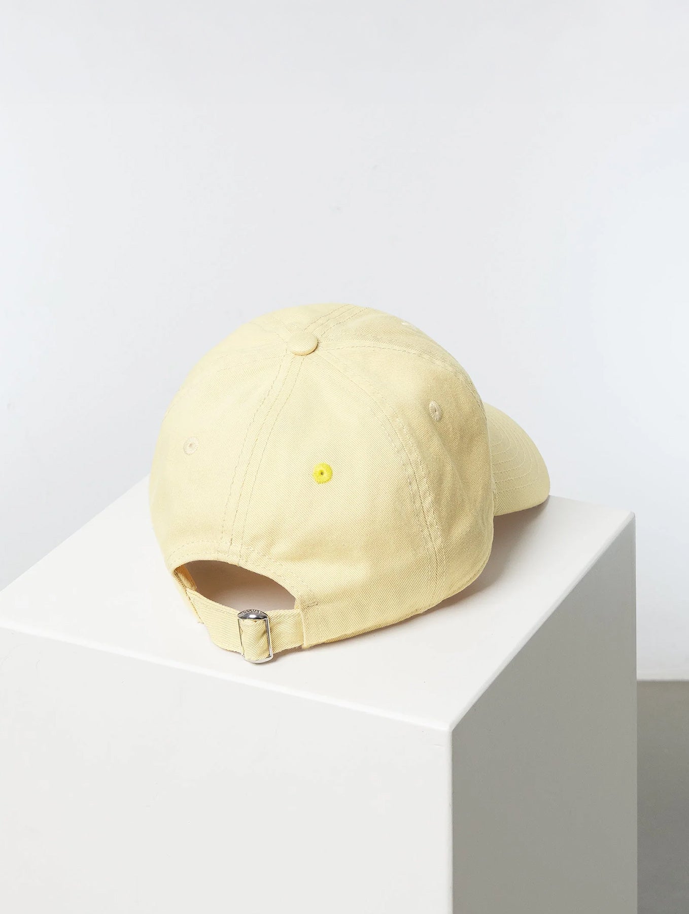 Cap Solid - Butter Yellow/White