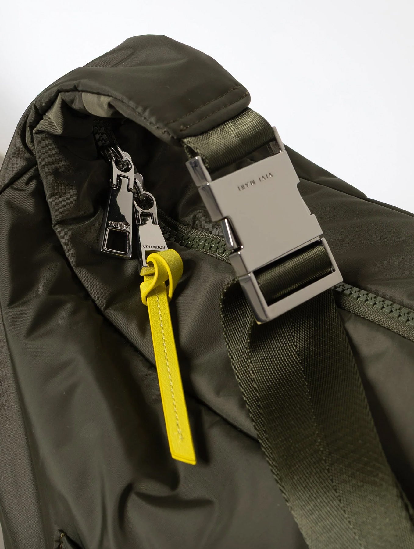 Padded Hip Bag Oversized - Olive