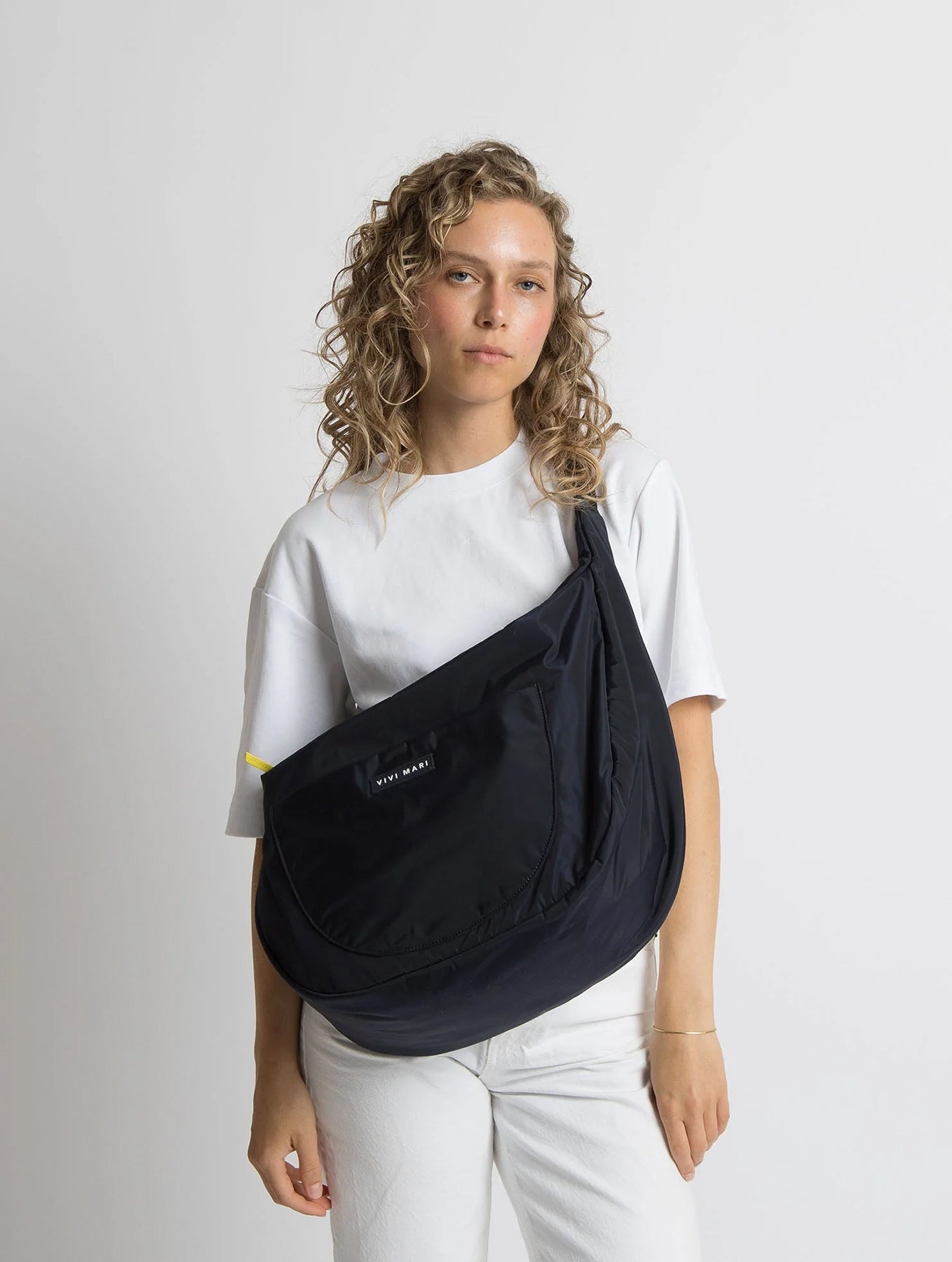Padded Hip Bag Oversized - Navy
