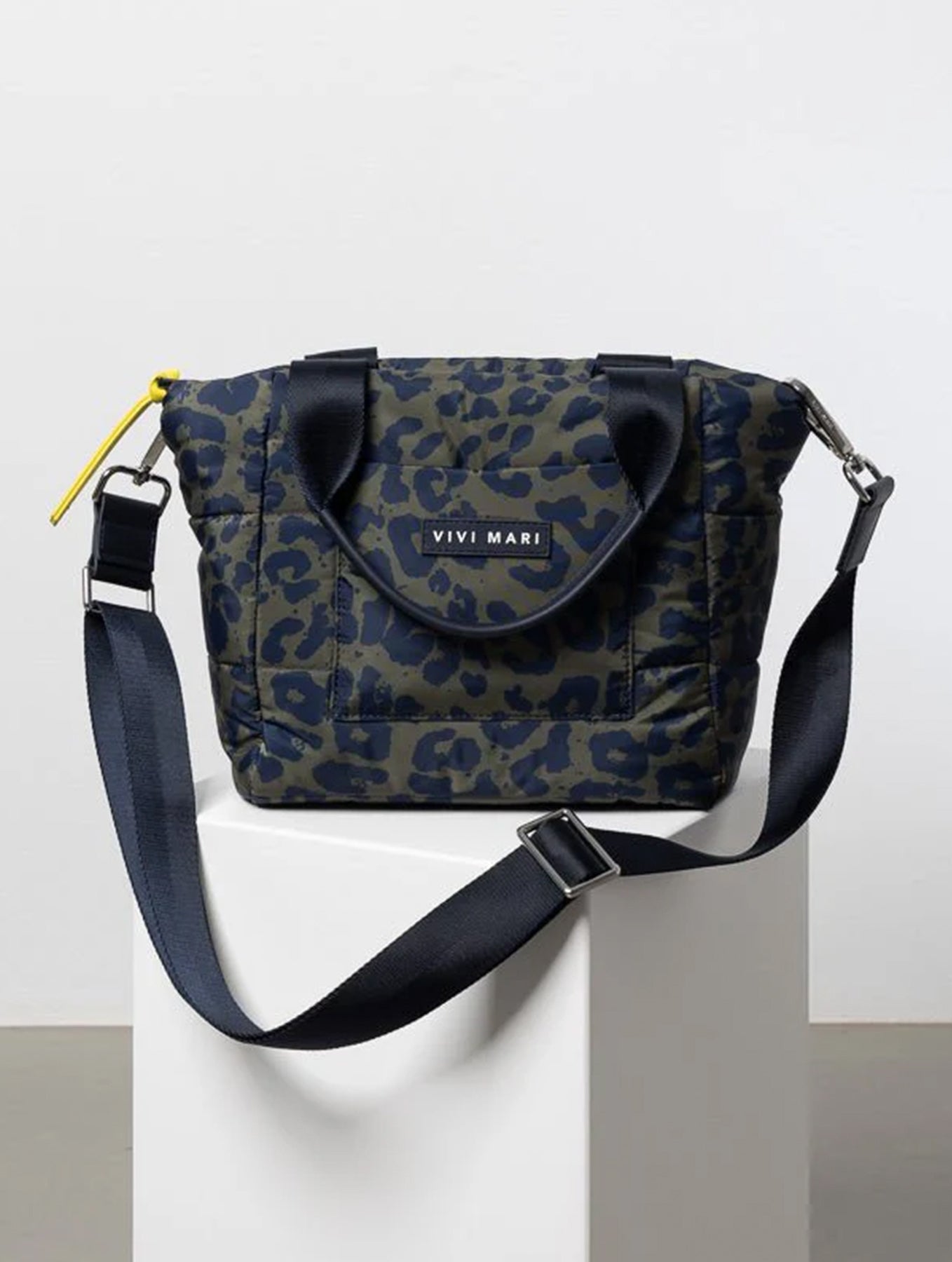 Padded Tote Bag Small - Leo Splashes Navy/Olive