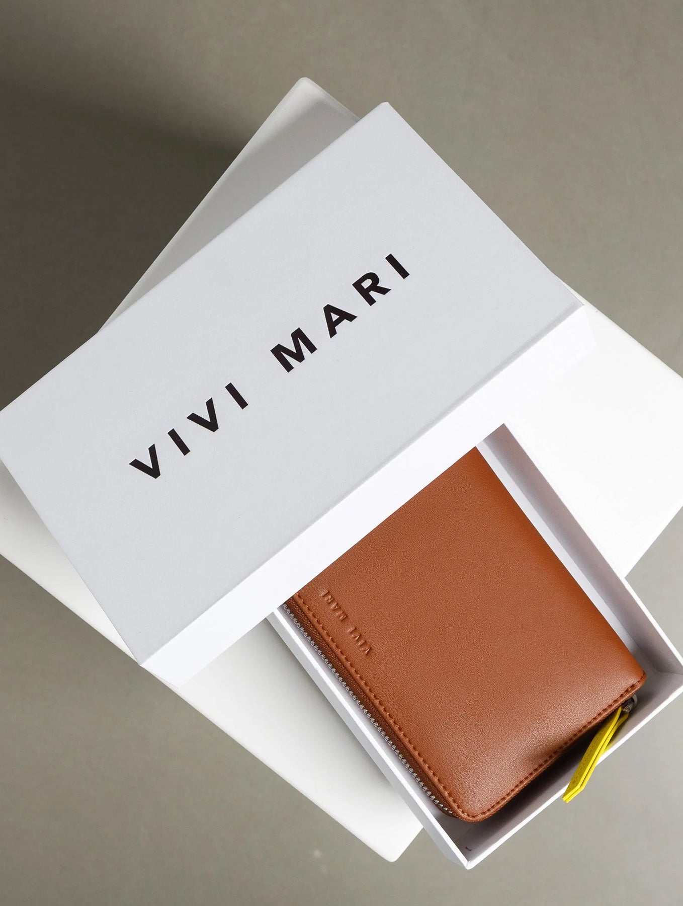 Continental Wallet - Tan