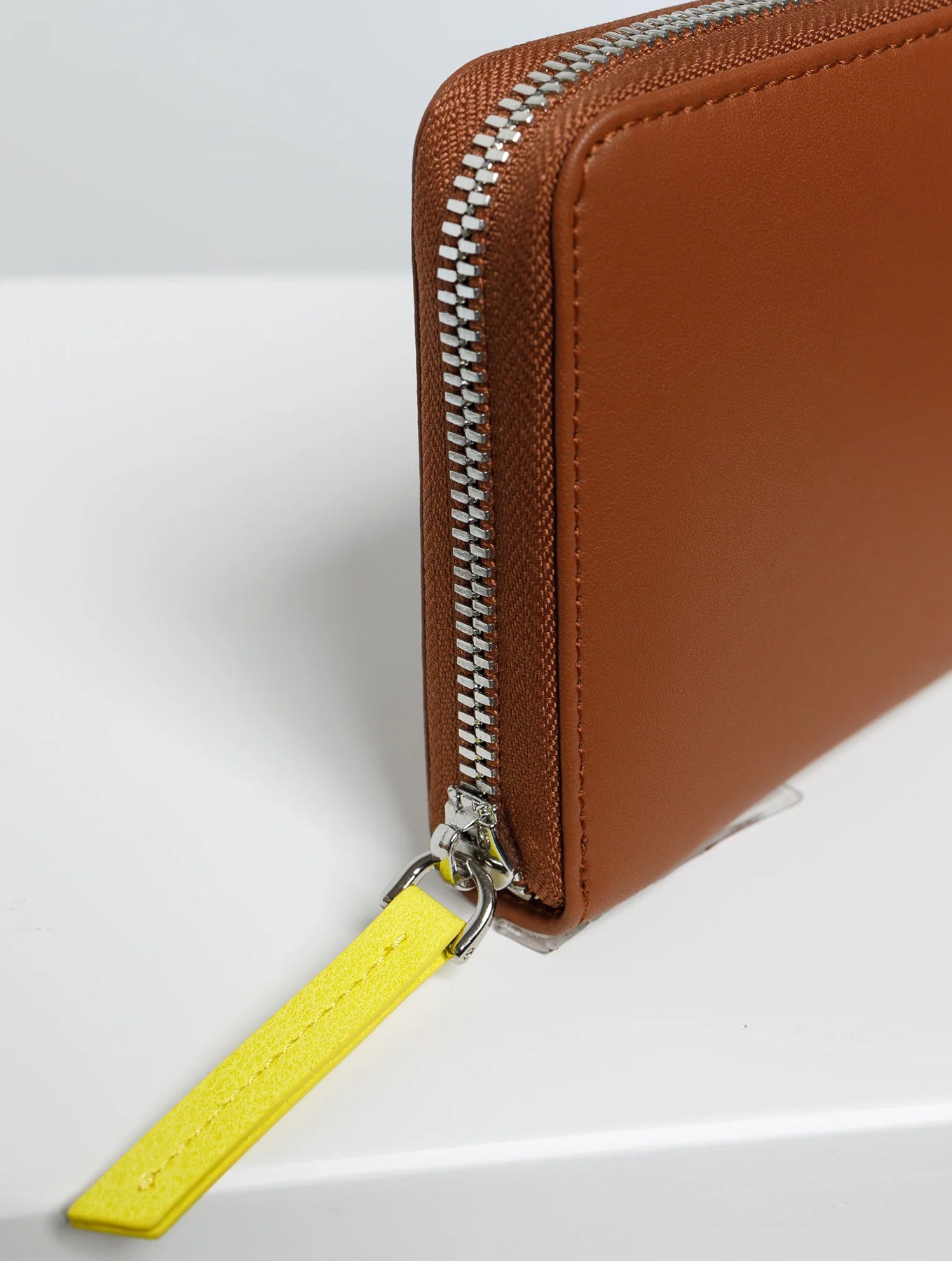 Continental Wallet - Tan