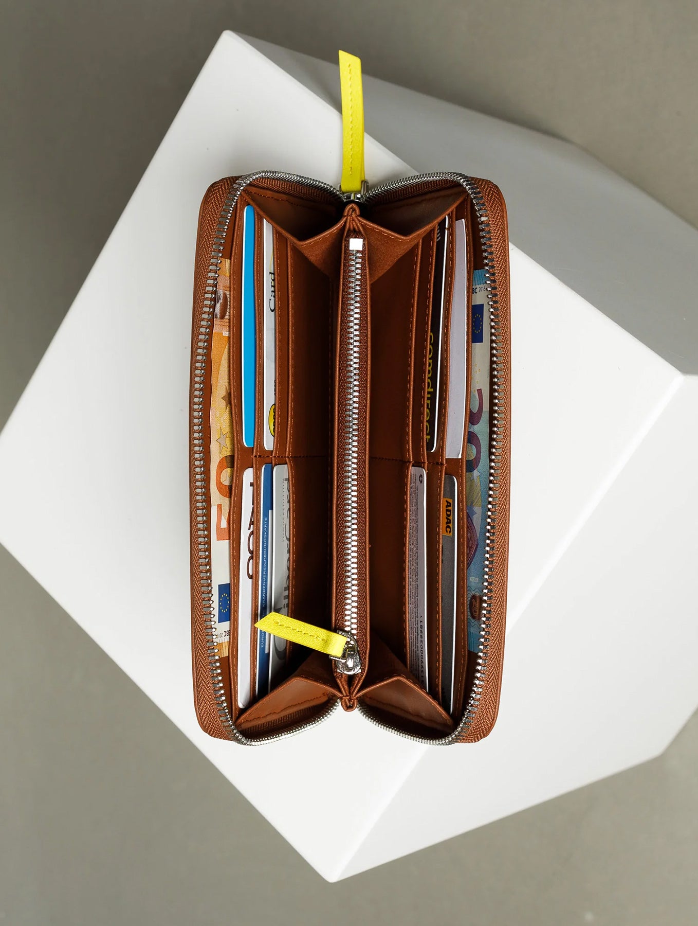 Continental Wallet - Tan