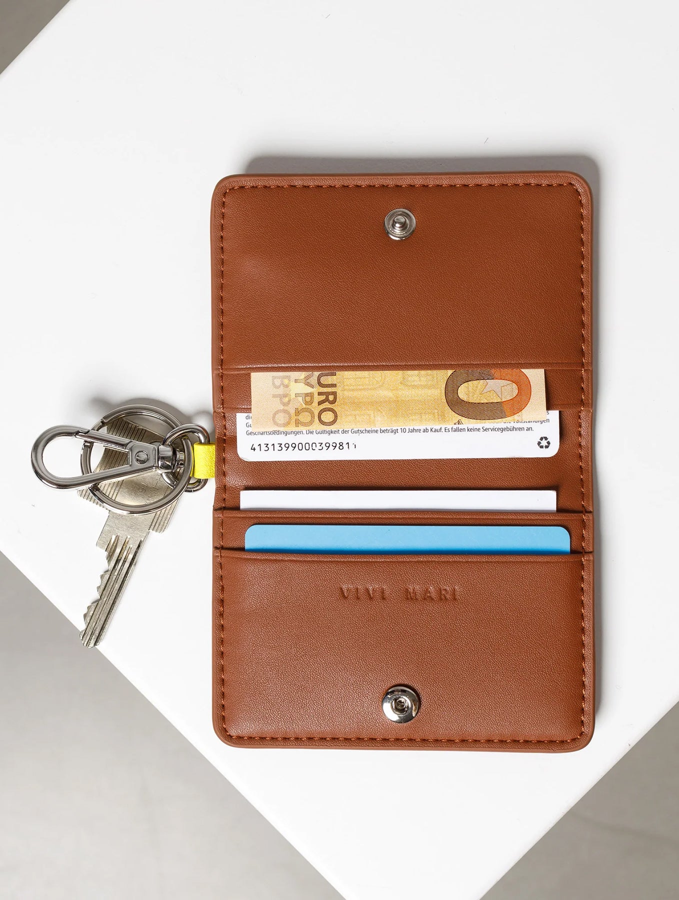 Keyring Wallet - Tan
