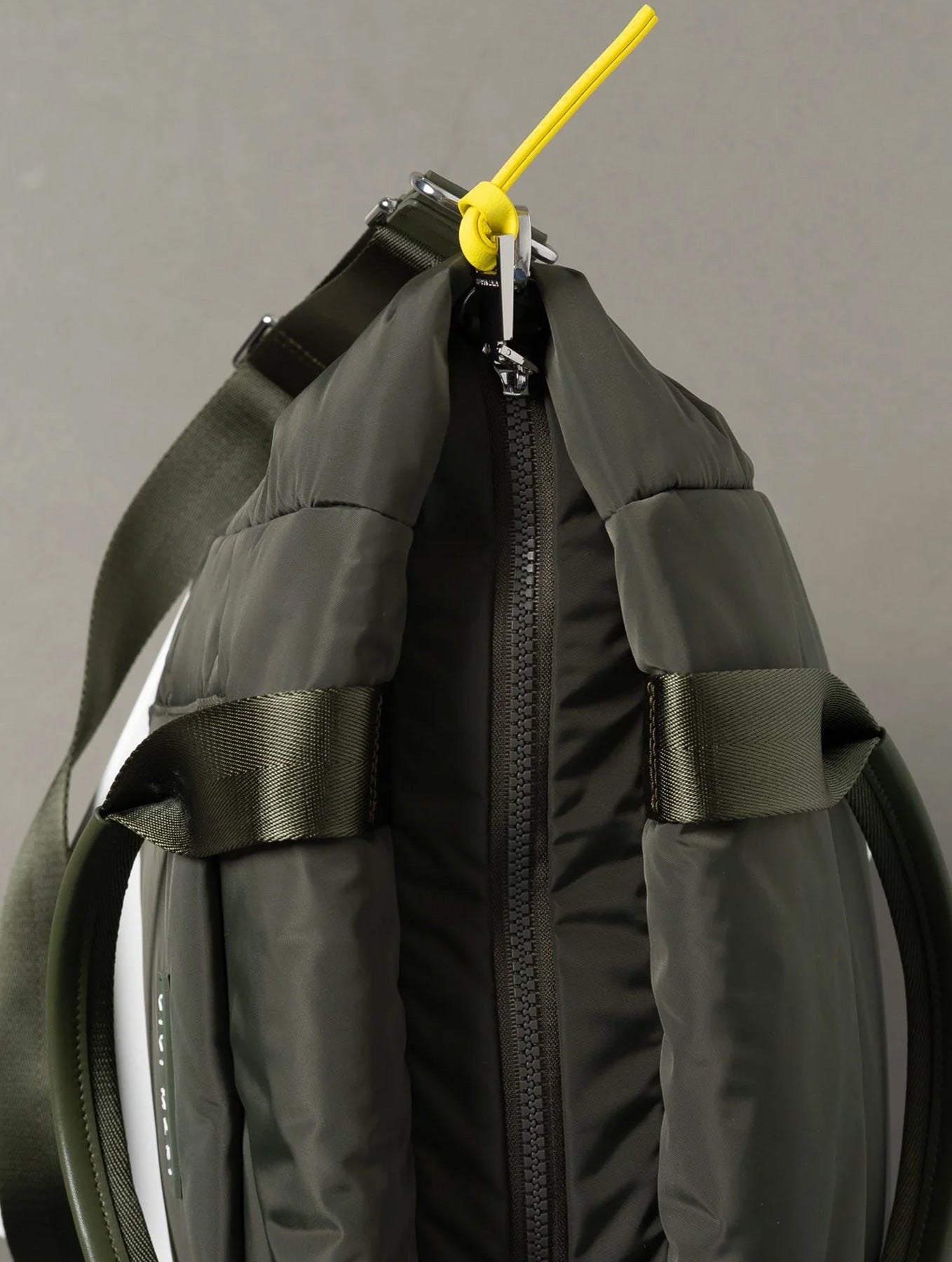 Padded Tote Bag Medium - Olive