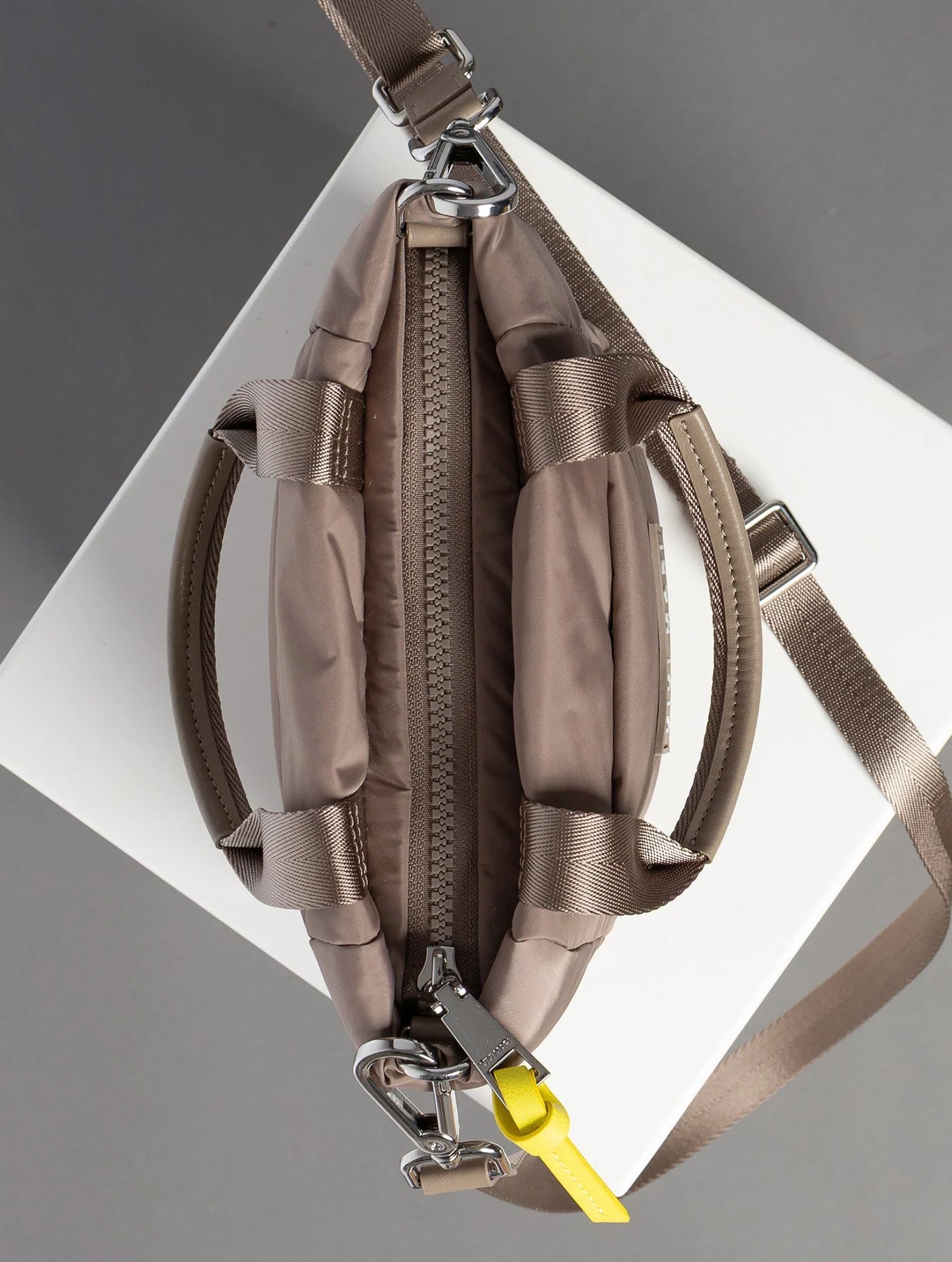 Padded Tote Bag Mini - Dark Mushroom