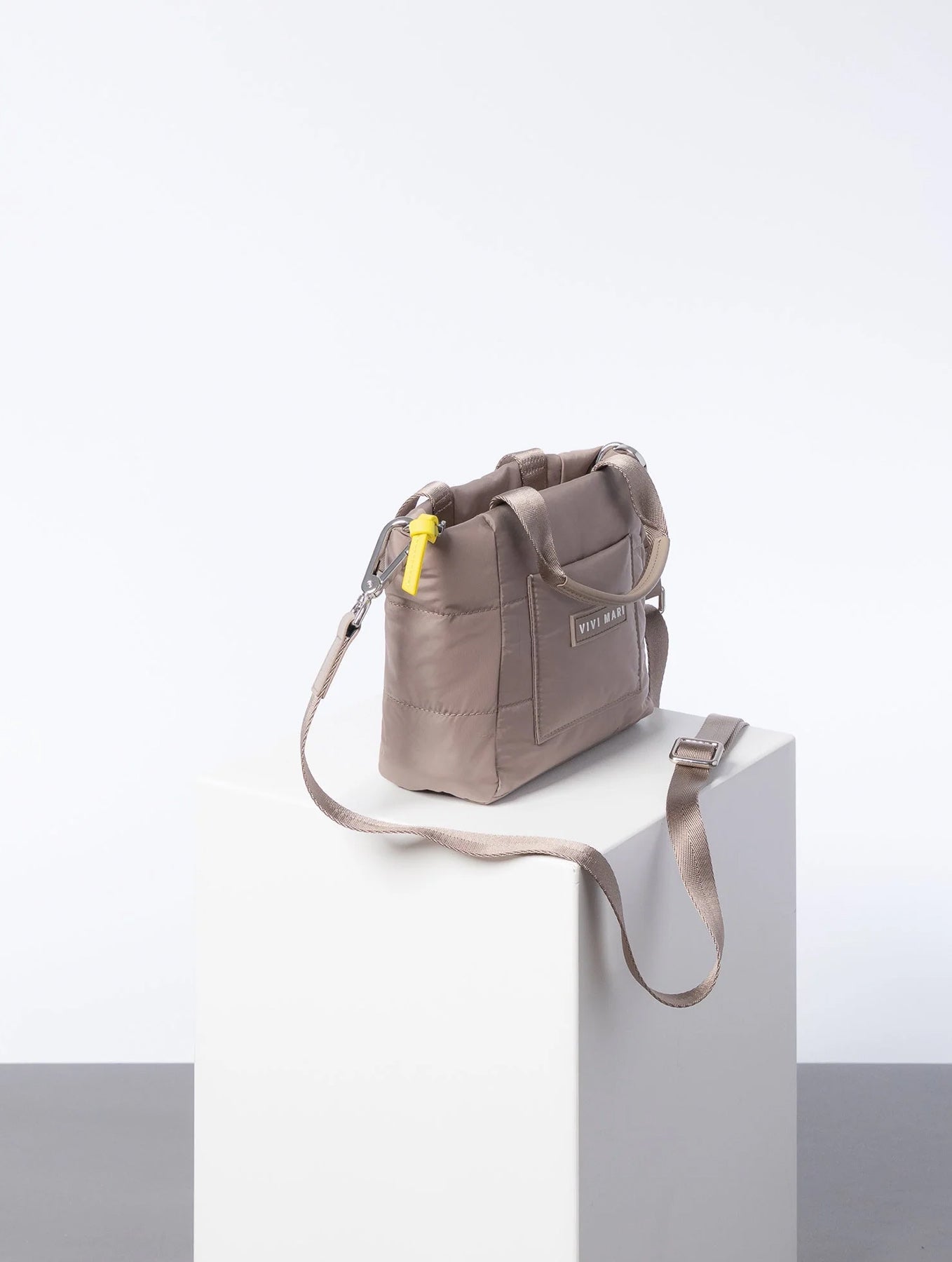 Padded Tote Bag Mini - Dark Mushroom