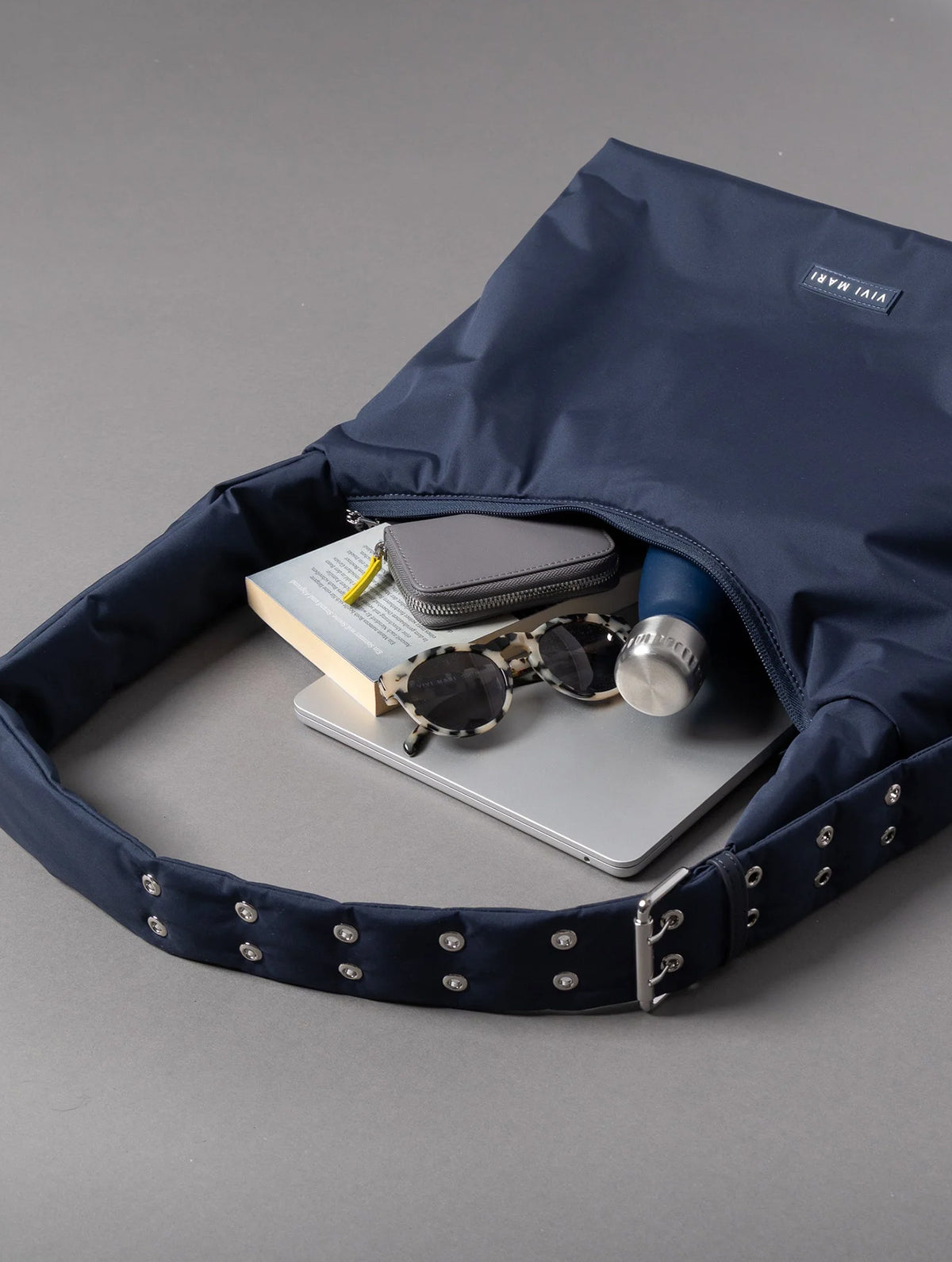 Buckle Bag Medium - Navy