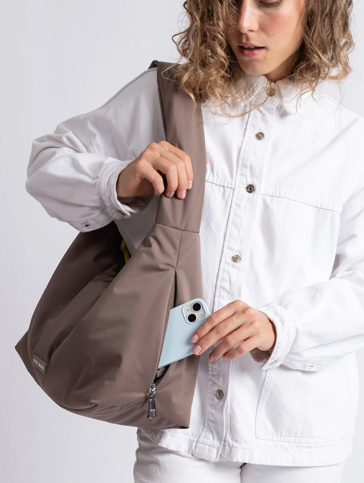 Buckle Bag Medium - Dark Mushroom