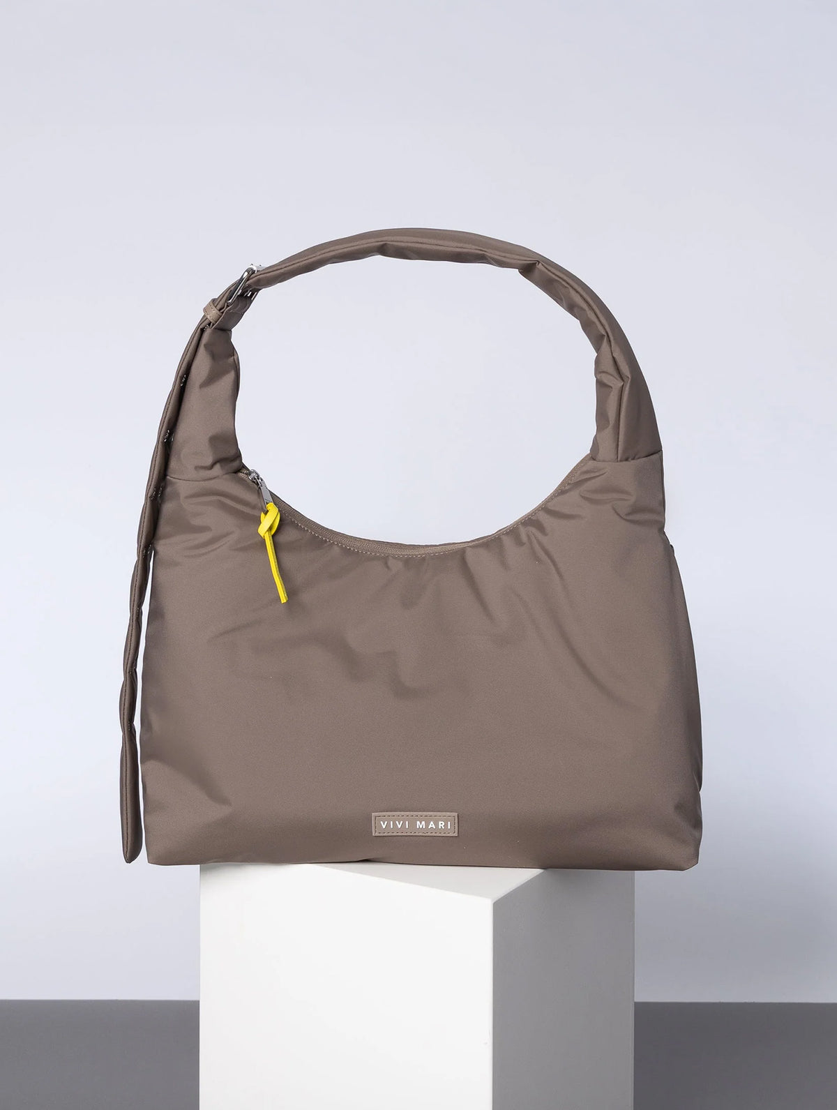 Buckle Bag Medium - Dark Mushroom