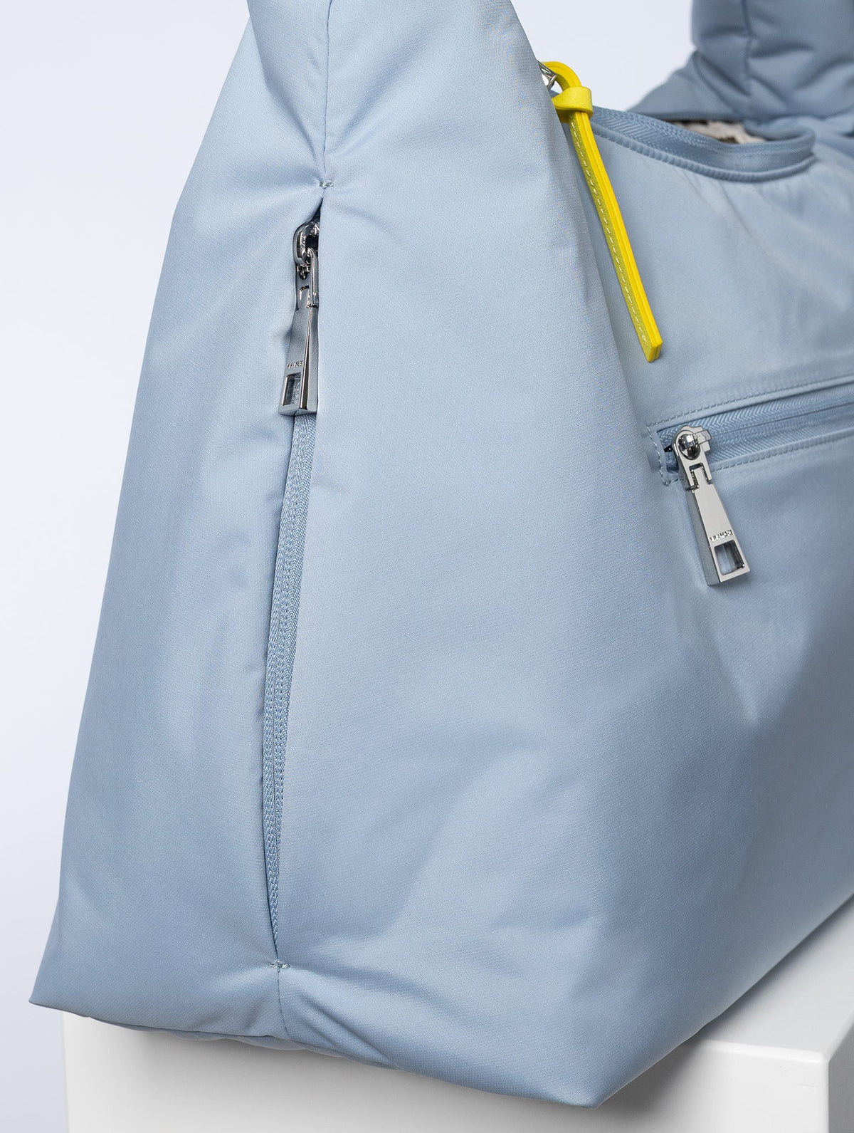 Buckle Bag Medium - Ash Blue