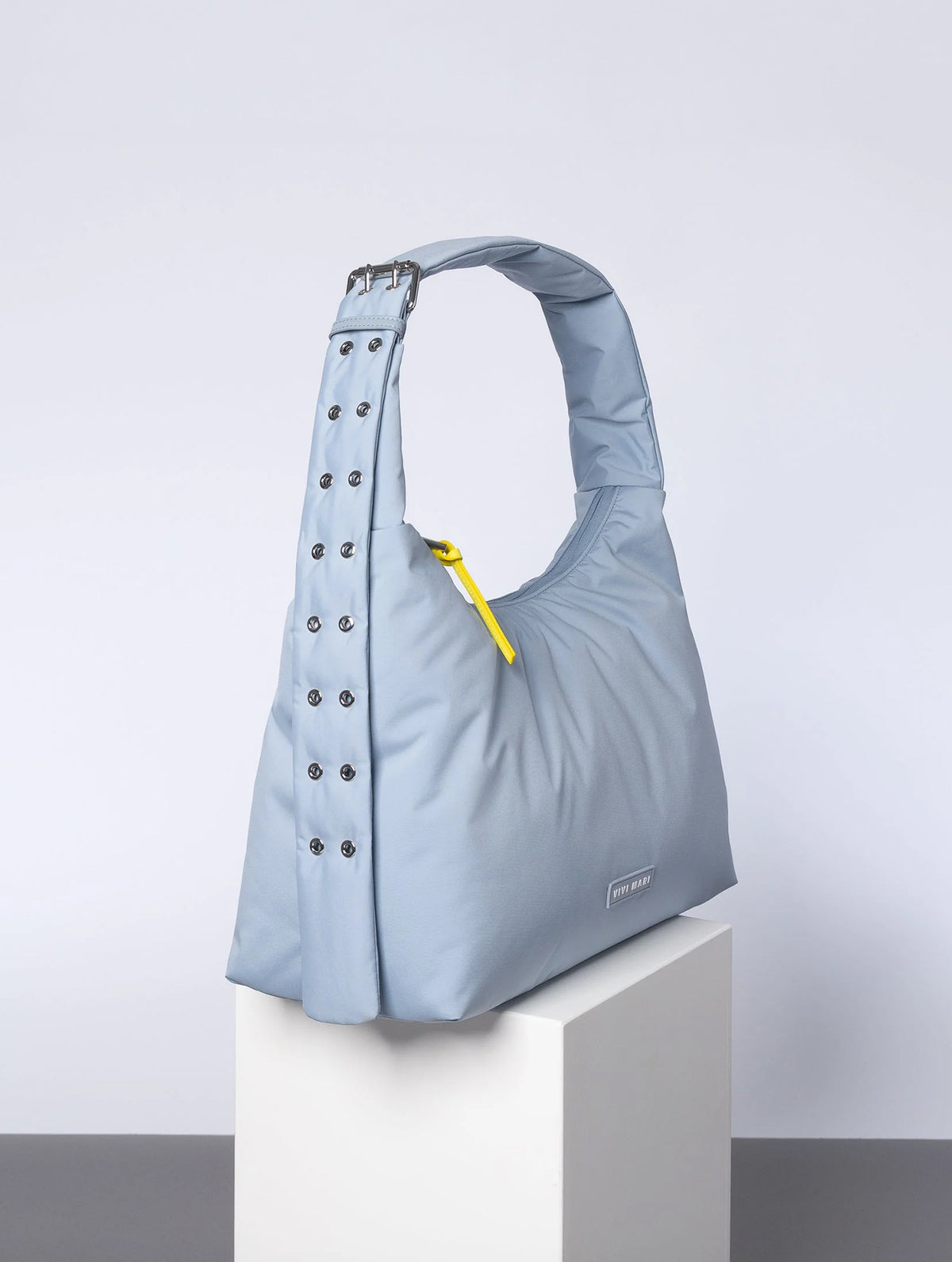 Buckle Bag Medium - Ash Blue