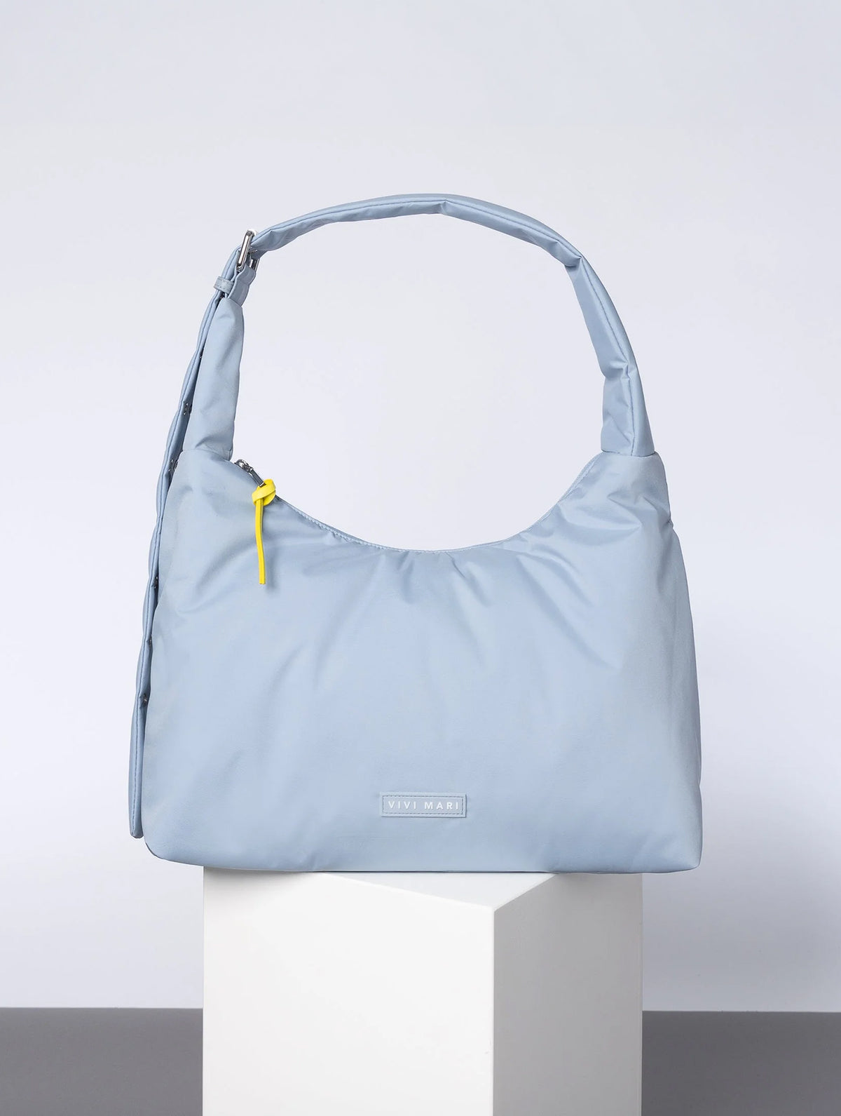 Buckle Bag Medium - Ash Blue