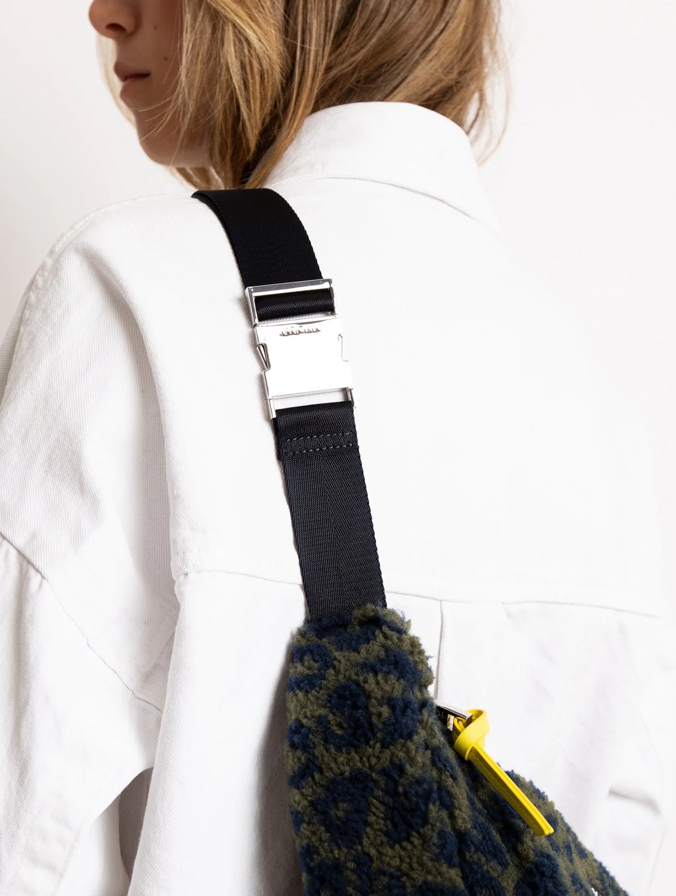 Teddy Hip Bag Medium - Leo Splashes Navy/Olive