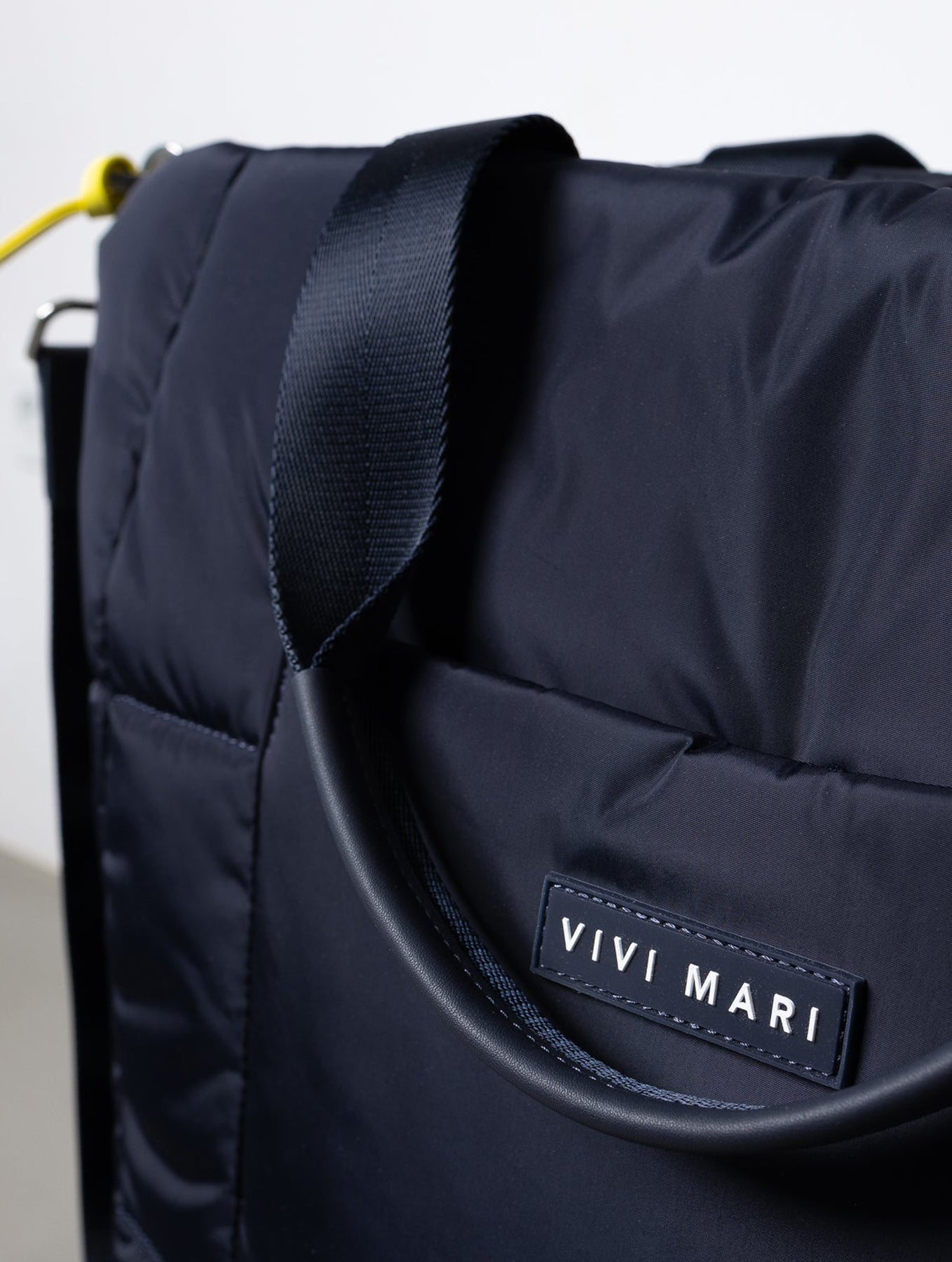 Padded Tote Bag Medium - Navy