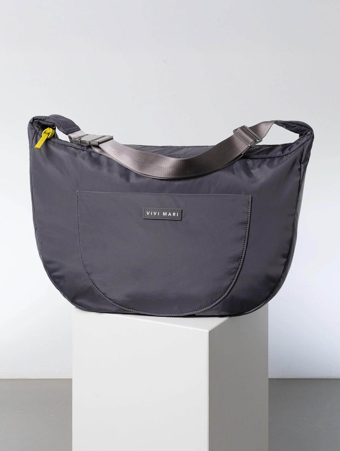 Padded Hip Bag Oversized - Taupe