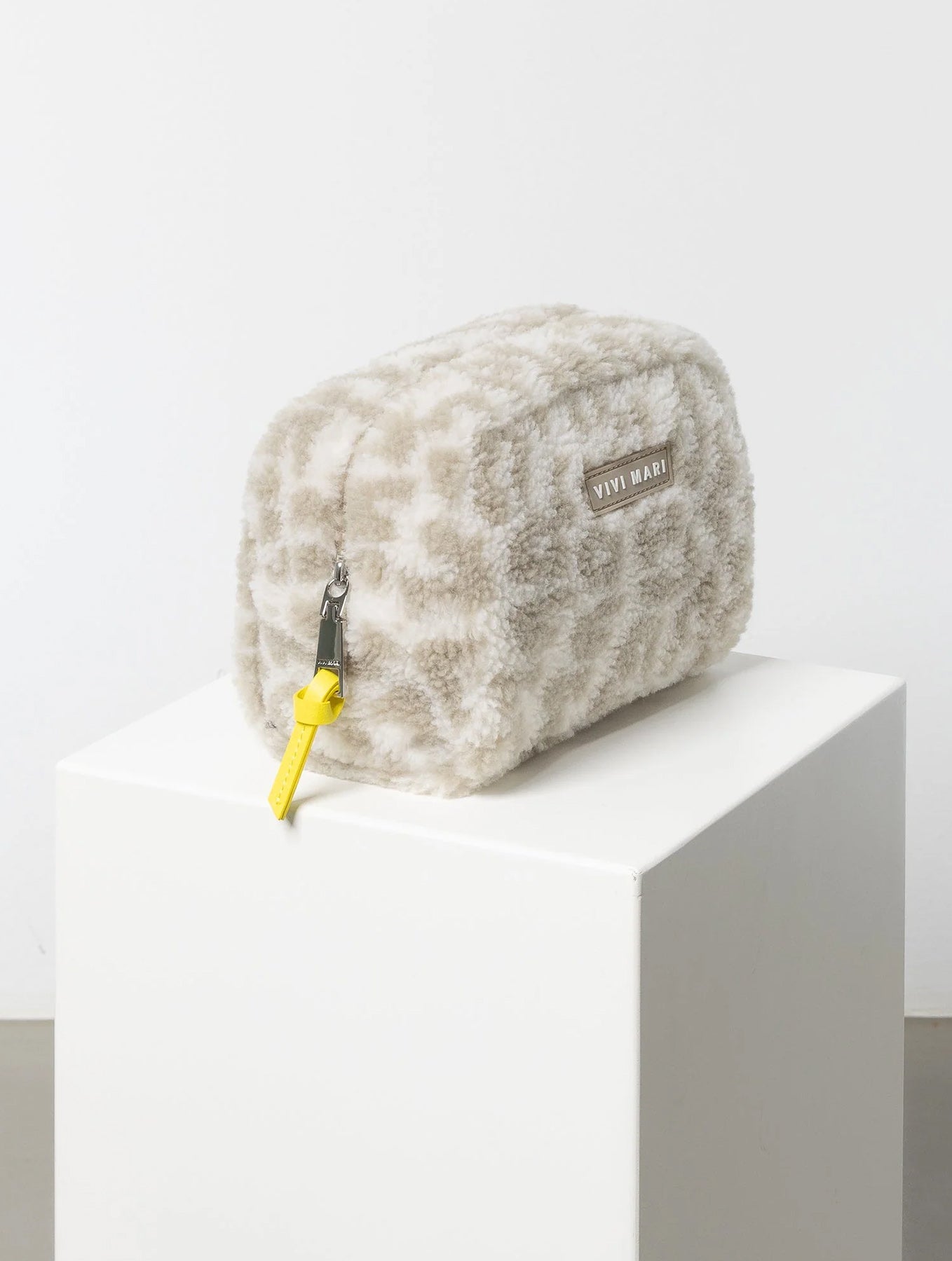 Teddy Kosmetiktasche Small - Leo Splashes Stone/Sand