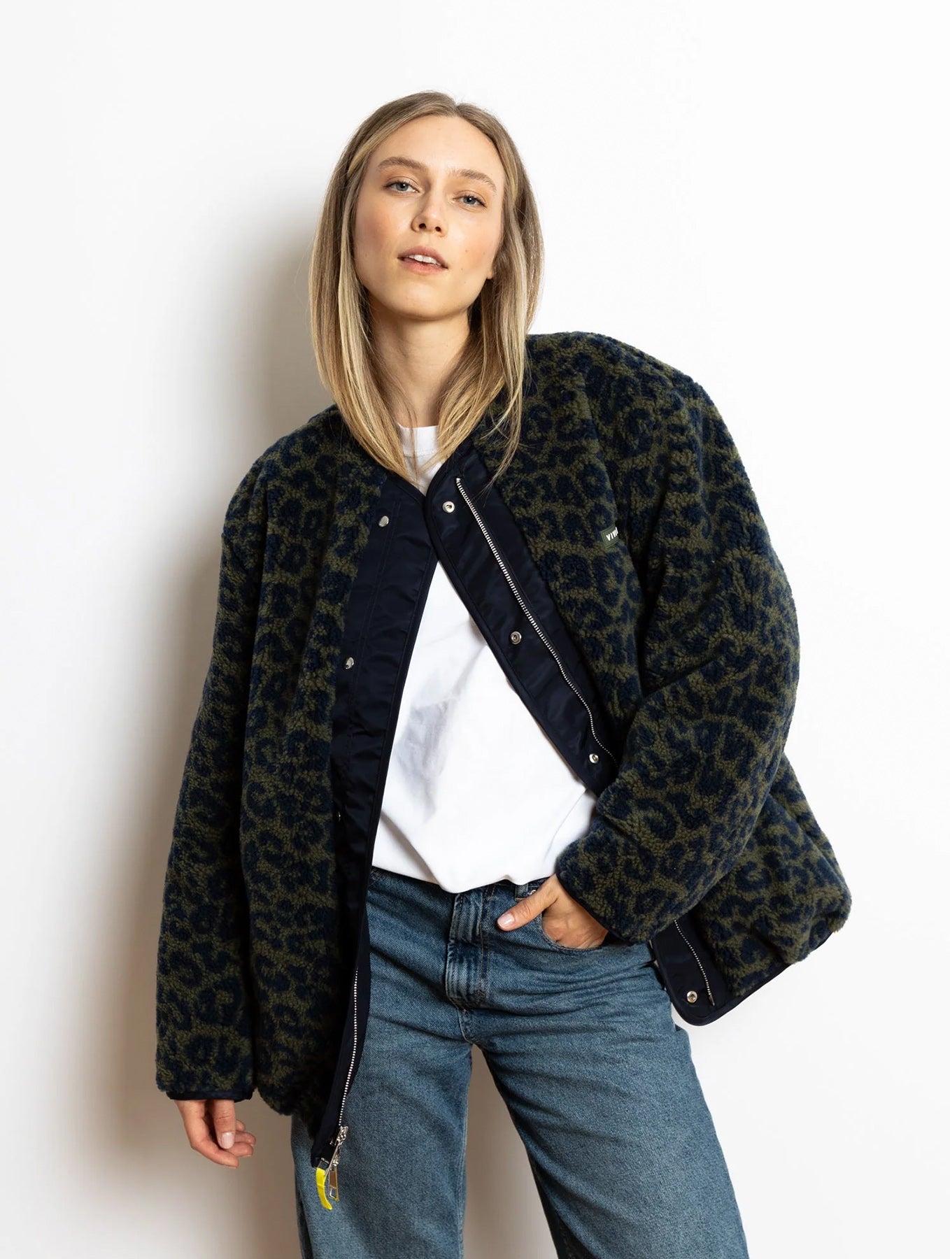 Reversible Bomber Jacket - Navy/Leo Navy-Olive