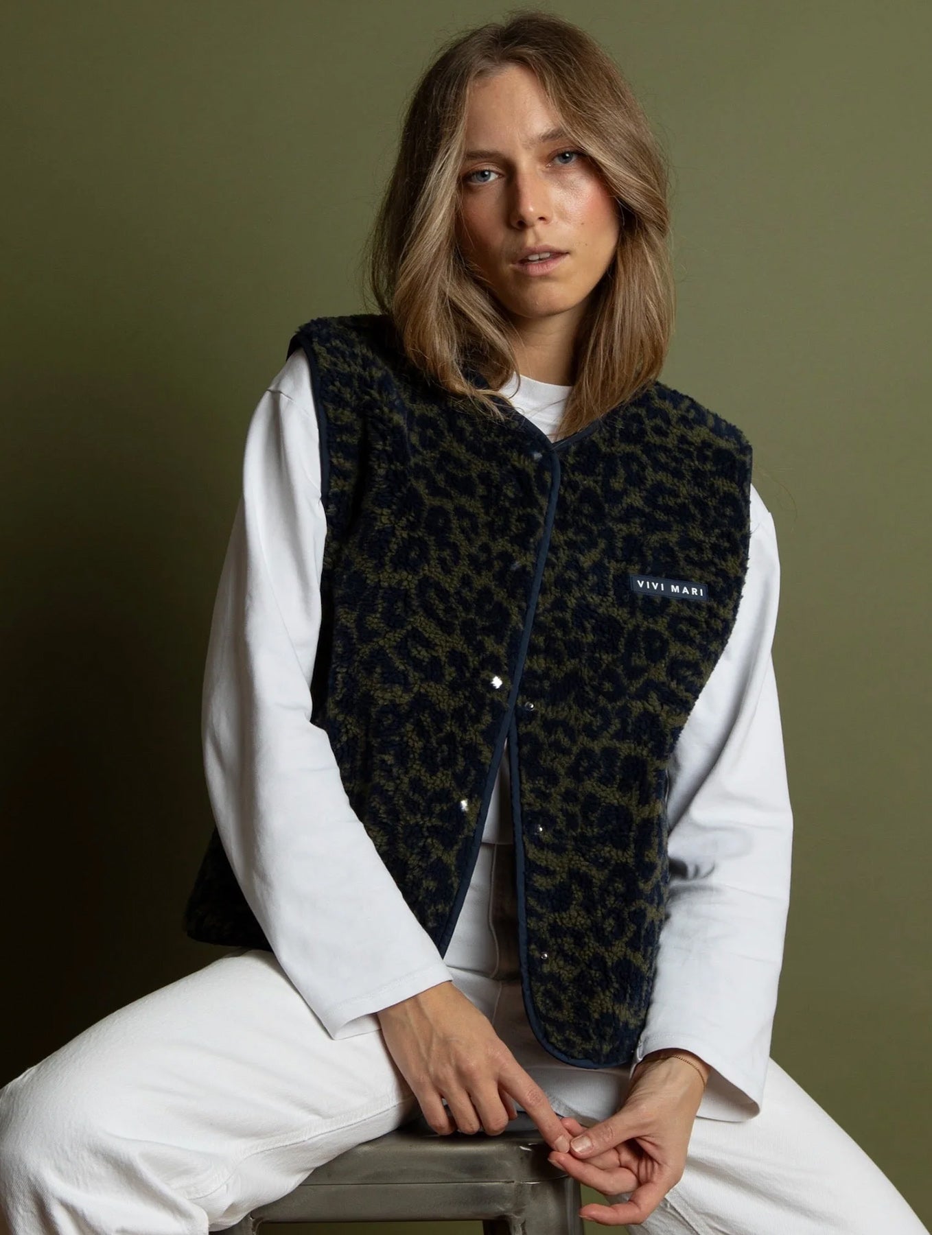 Teddy Fleece Vest - Leo Splashes Navy/Olive