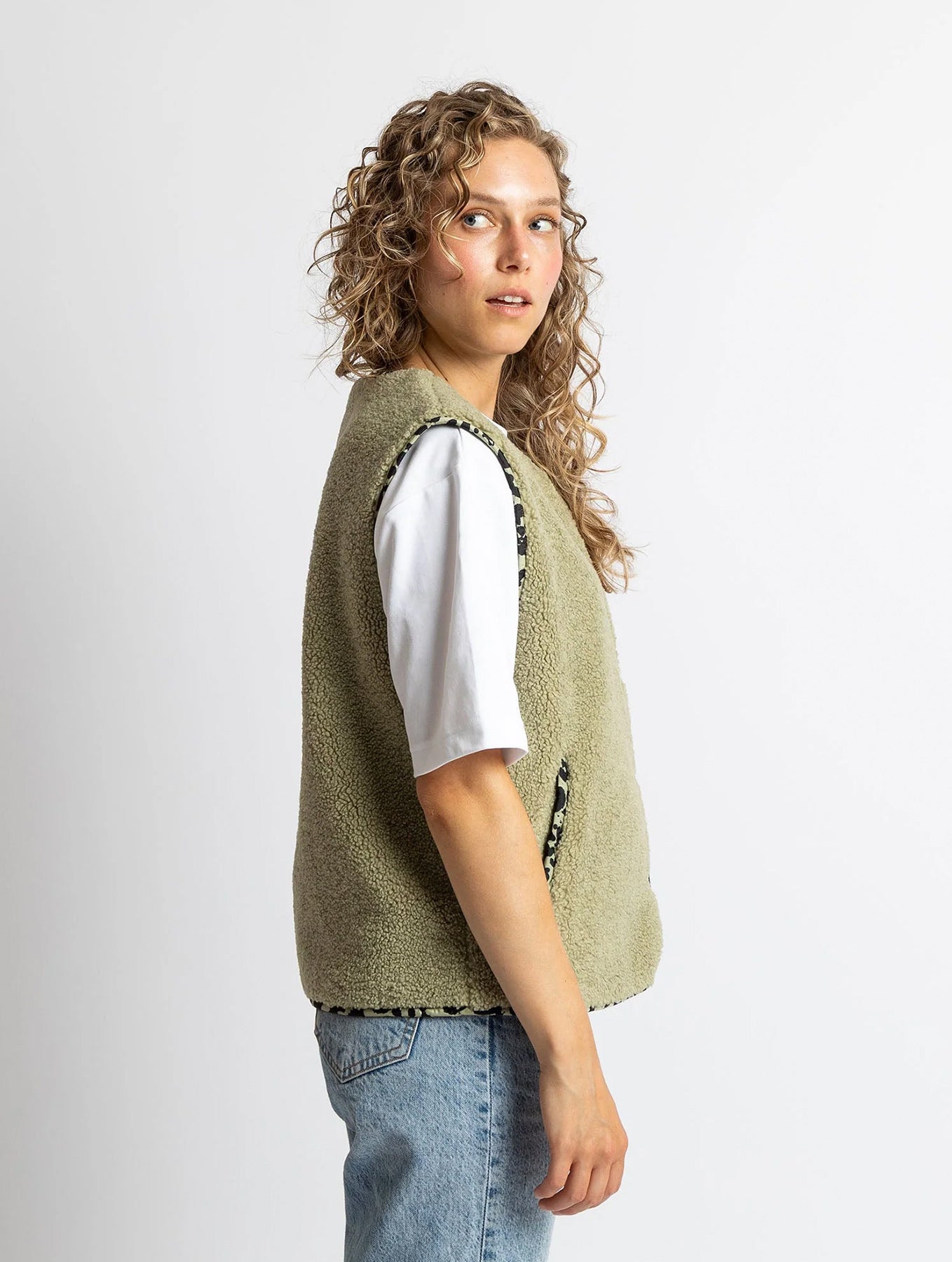 Teddy Fleece Vest - Pale Olive