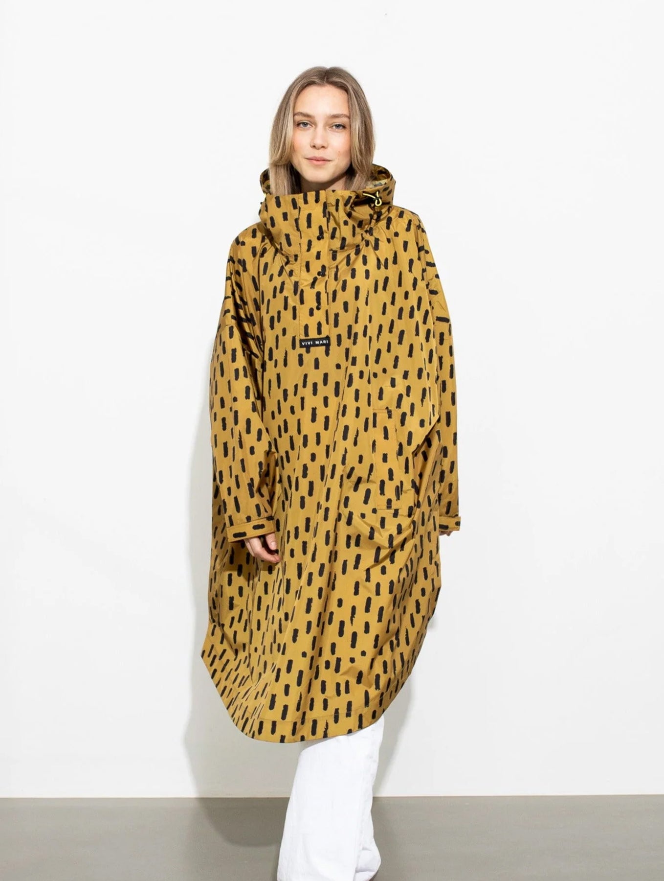 Raincoat - Drops Mustard/Black