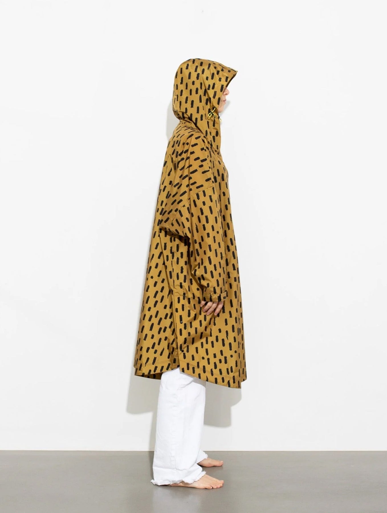 Raincoat - Drops Mustard/Black