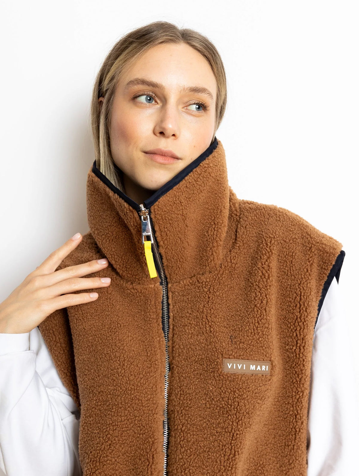 Reversible Bomber Vest - Navy/Caramel
