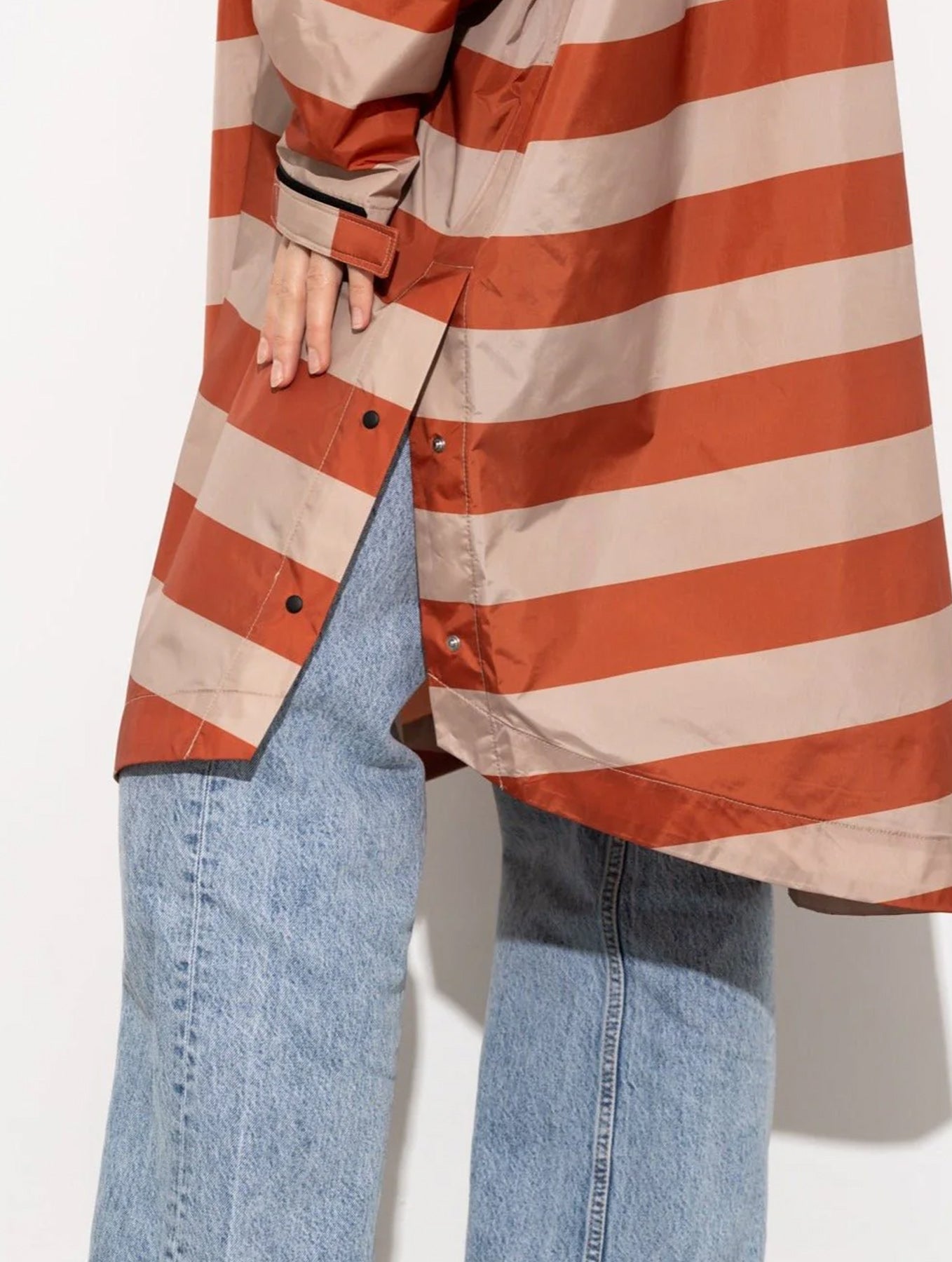 Raincoat Bold Stripes - Cinnamon/Latte