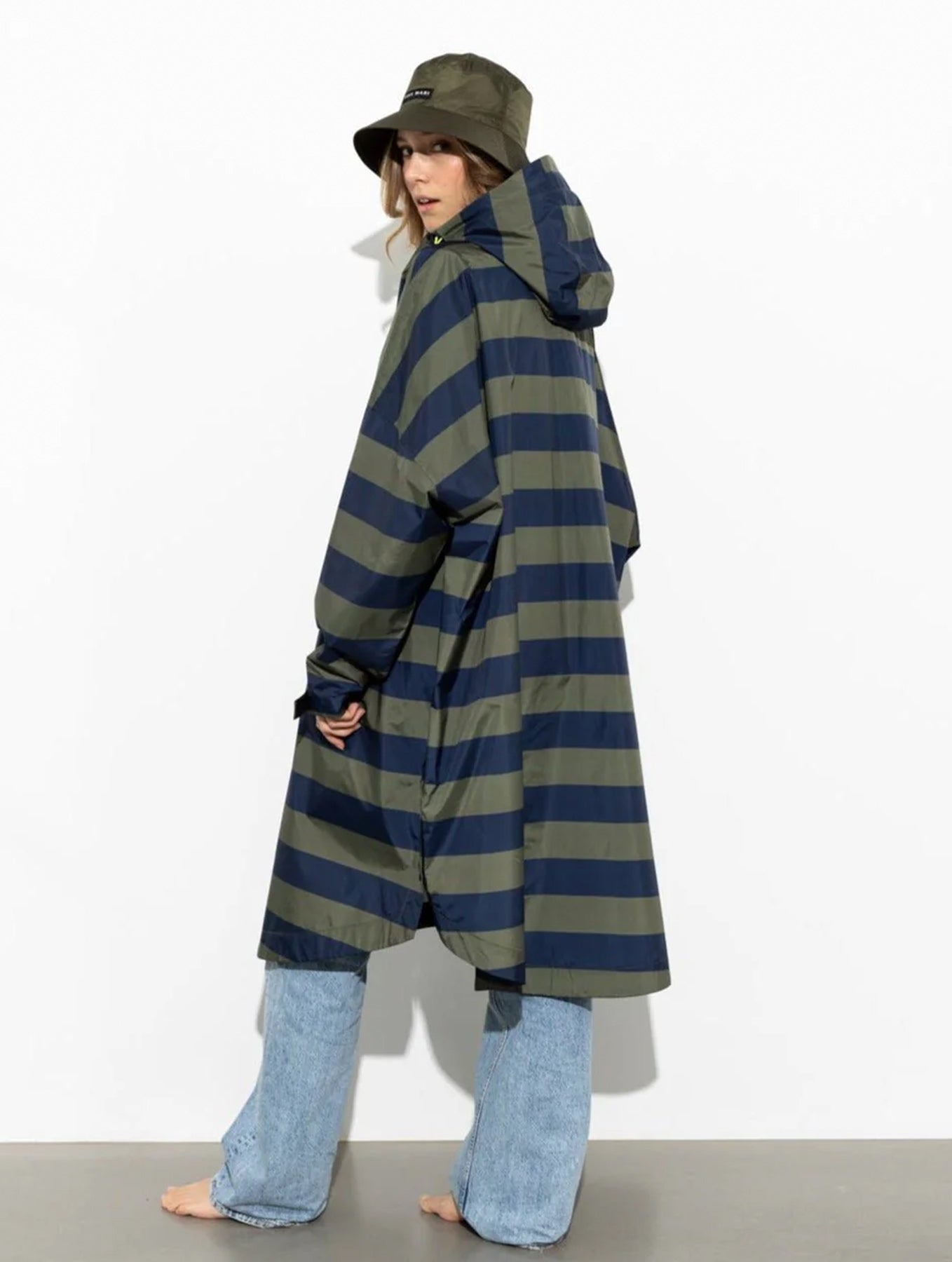 Raincoat Bold Stripes - Navy/Olive