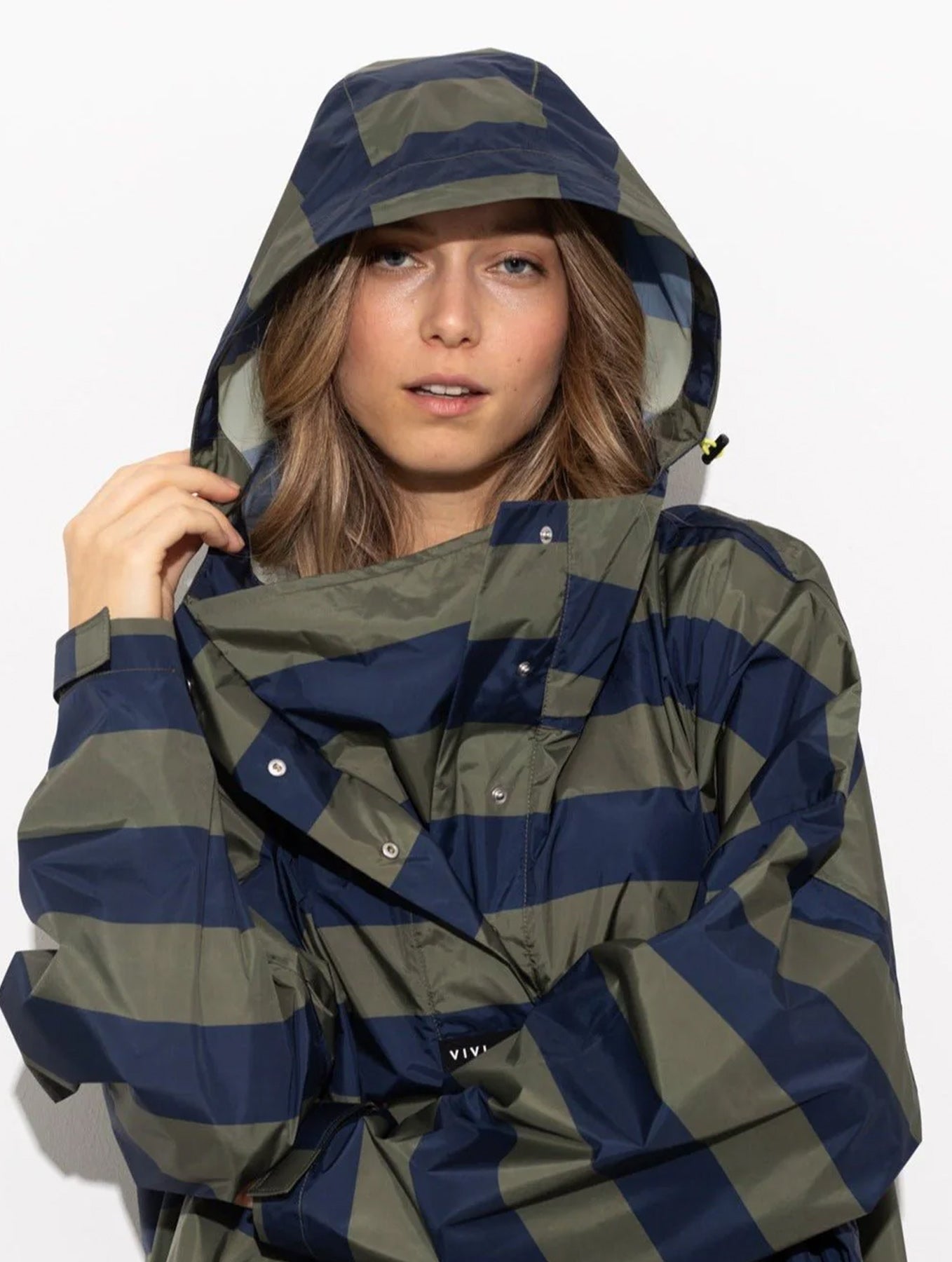 Raincoat Bold Stripes - Navy/Olive